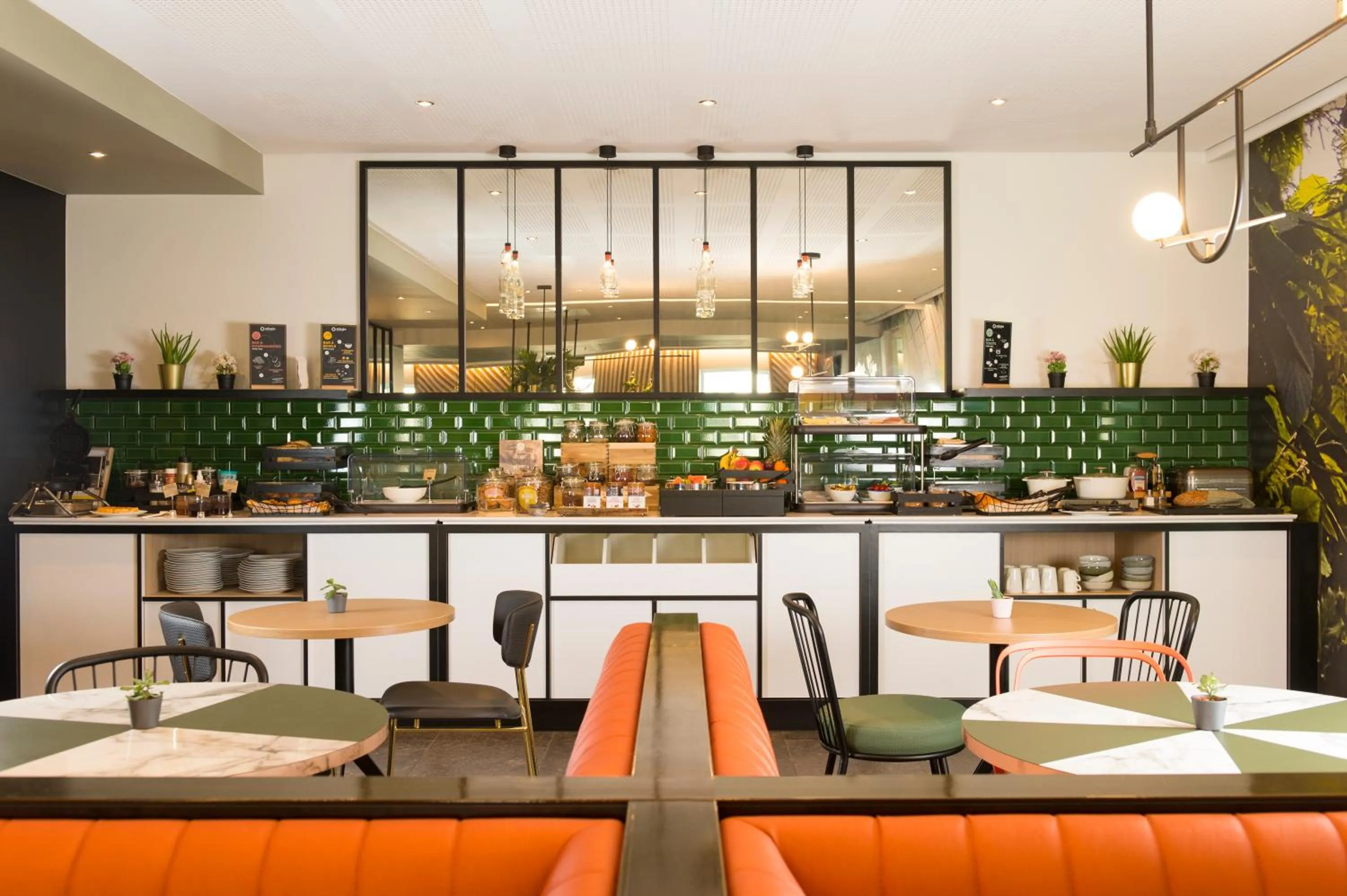 Breakfast in Aparthotel Adagio Brussels Grand Place