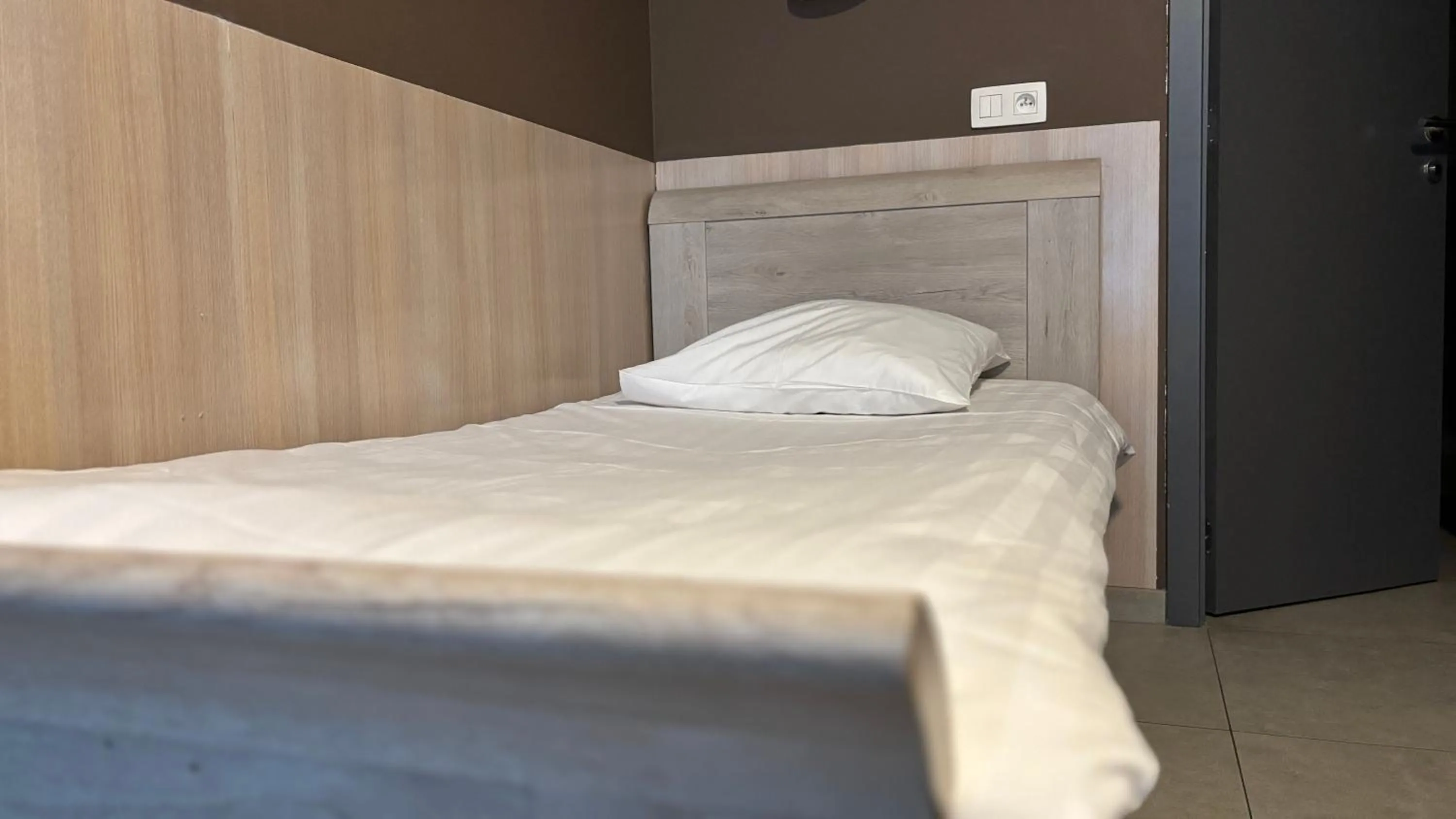 Bed in Hotel La Louve