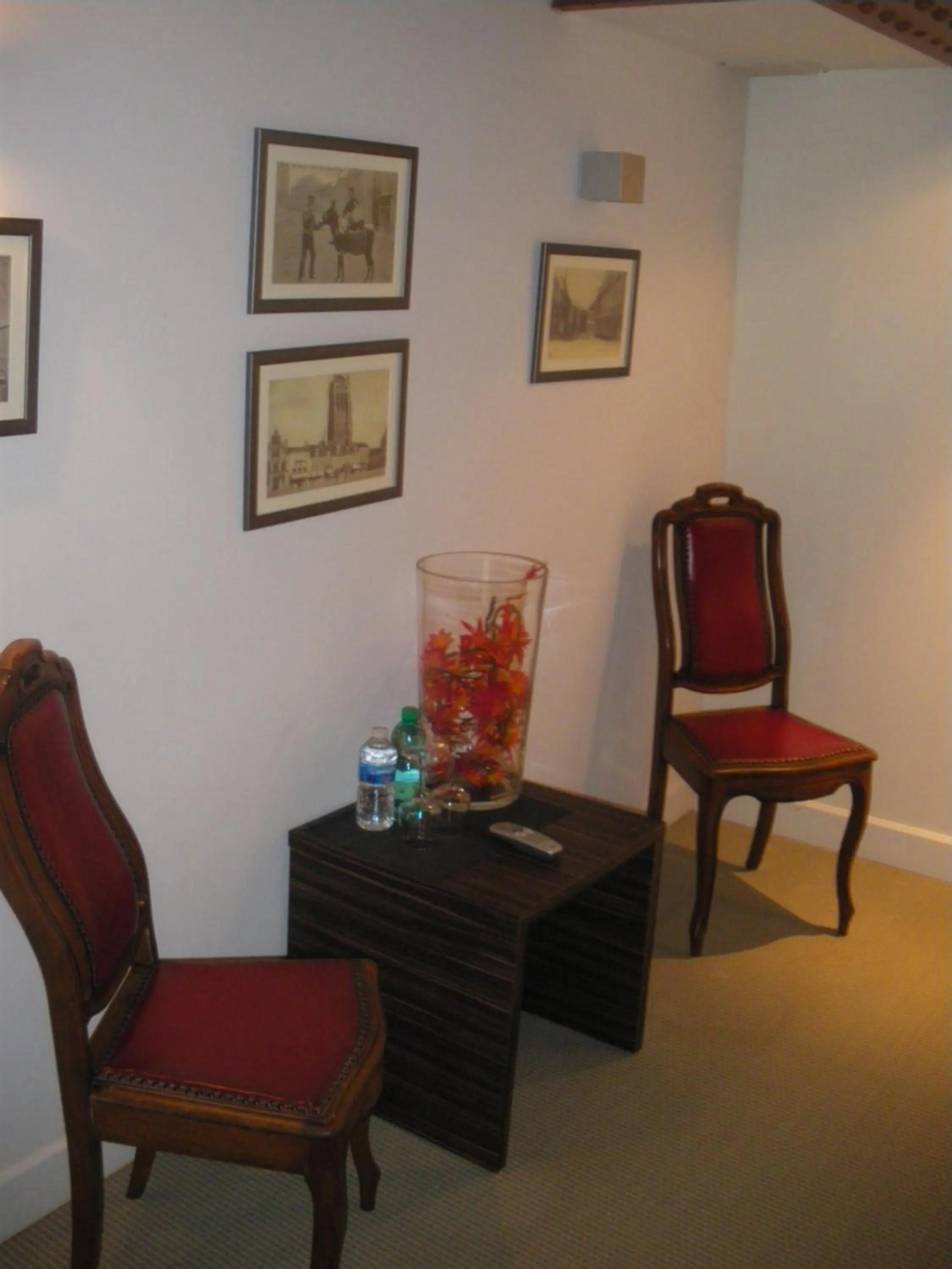 Bedroom in Amaryllis Hotel Veurne