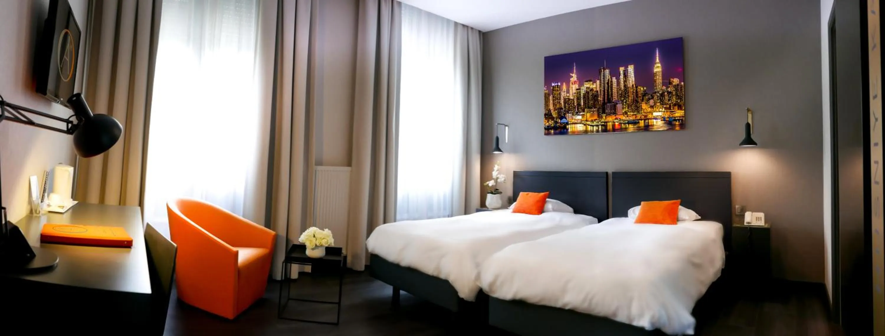 Photo of the whole room, Bed in Atlas Hotel Brussels