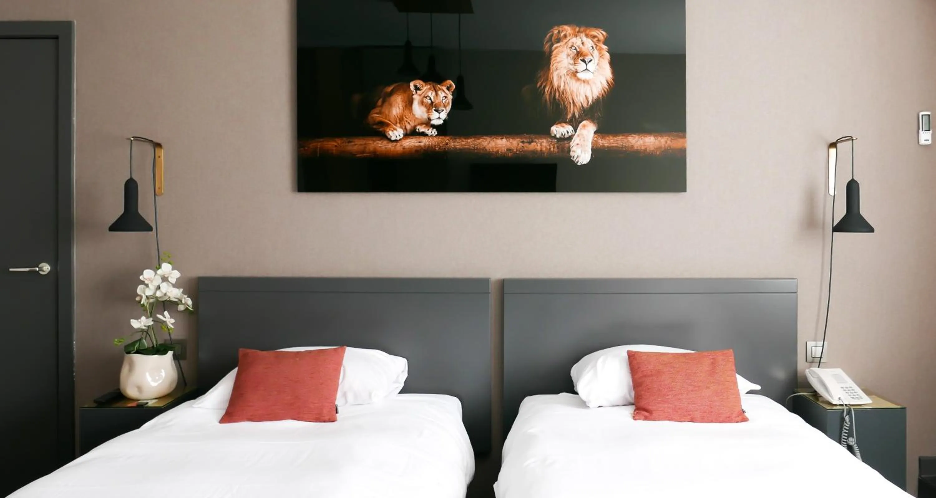 Decorative detail, Bed in Atlas Hotel Brussels