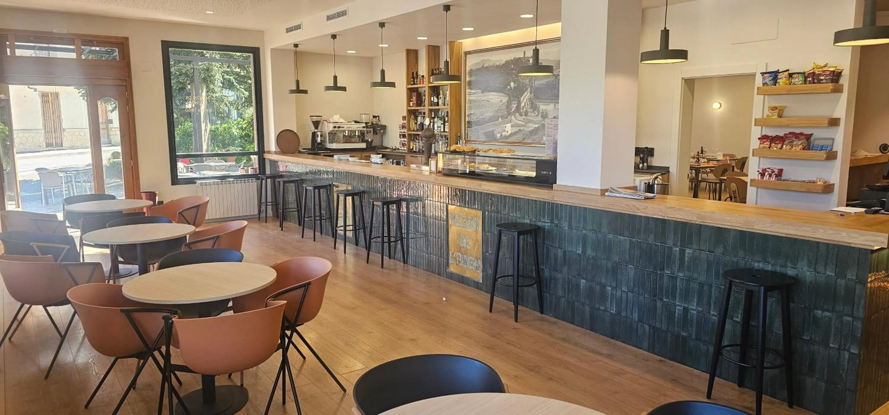 Lounge or bar in Hotel Meson de L’Ainsa