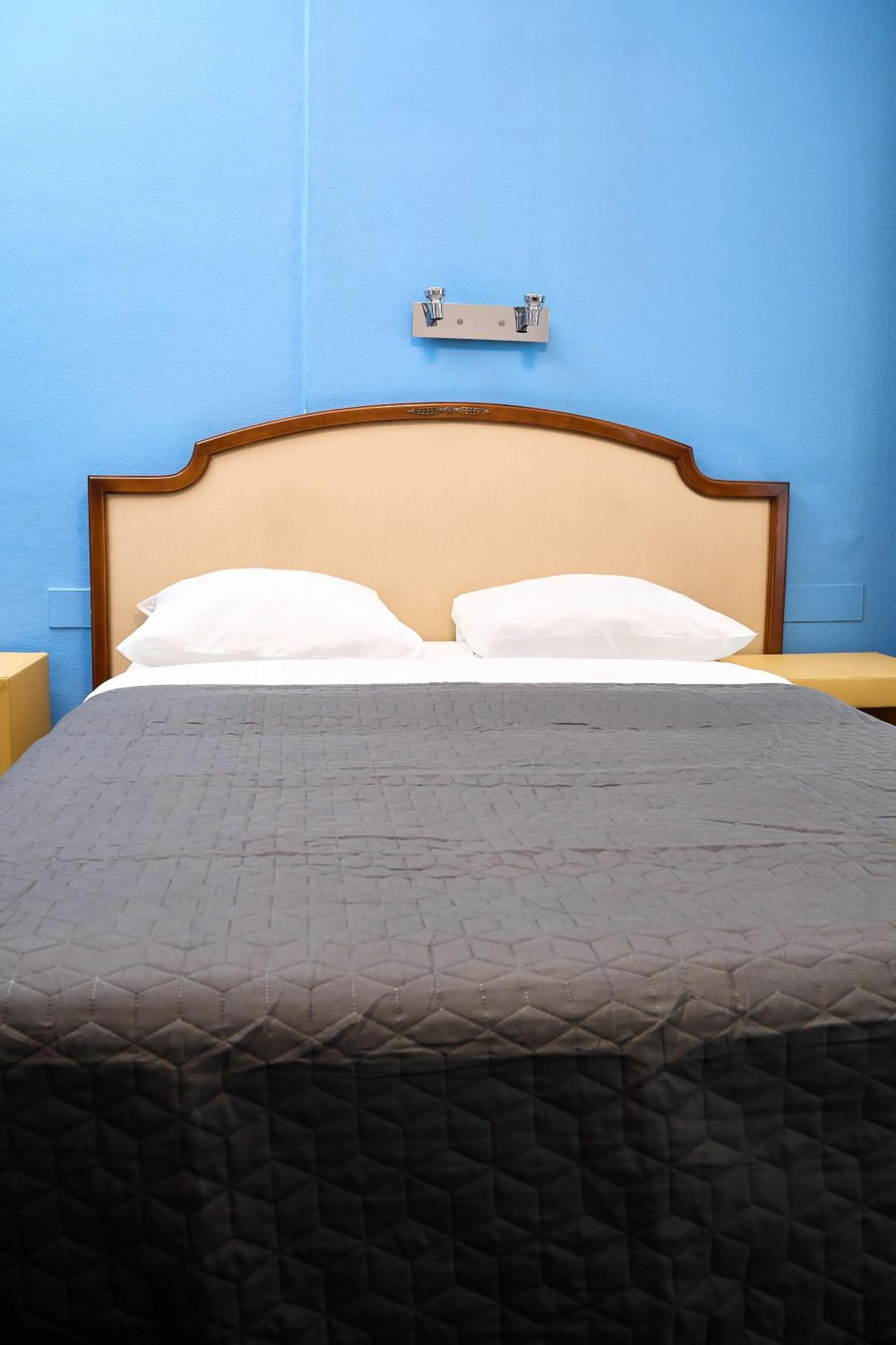 Bed in Hotel Derby MERODE