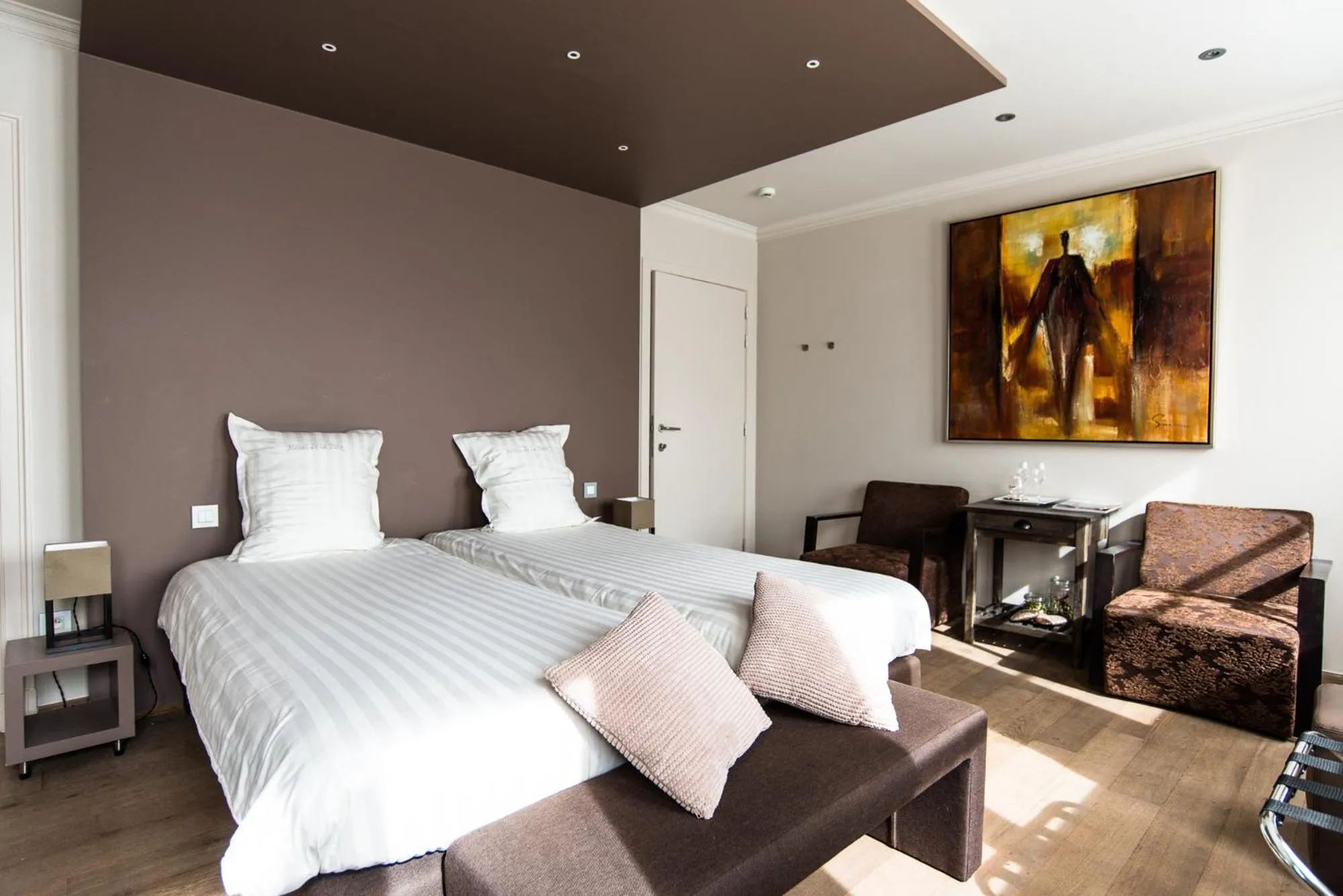 Bed in Hotel de la Paix