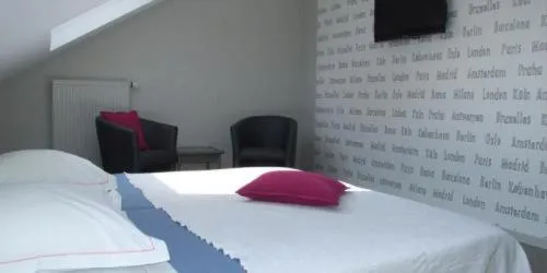 Bed in Well'in Hotel