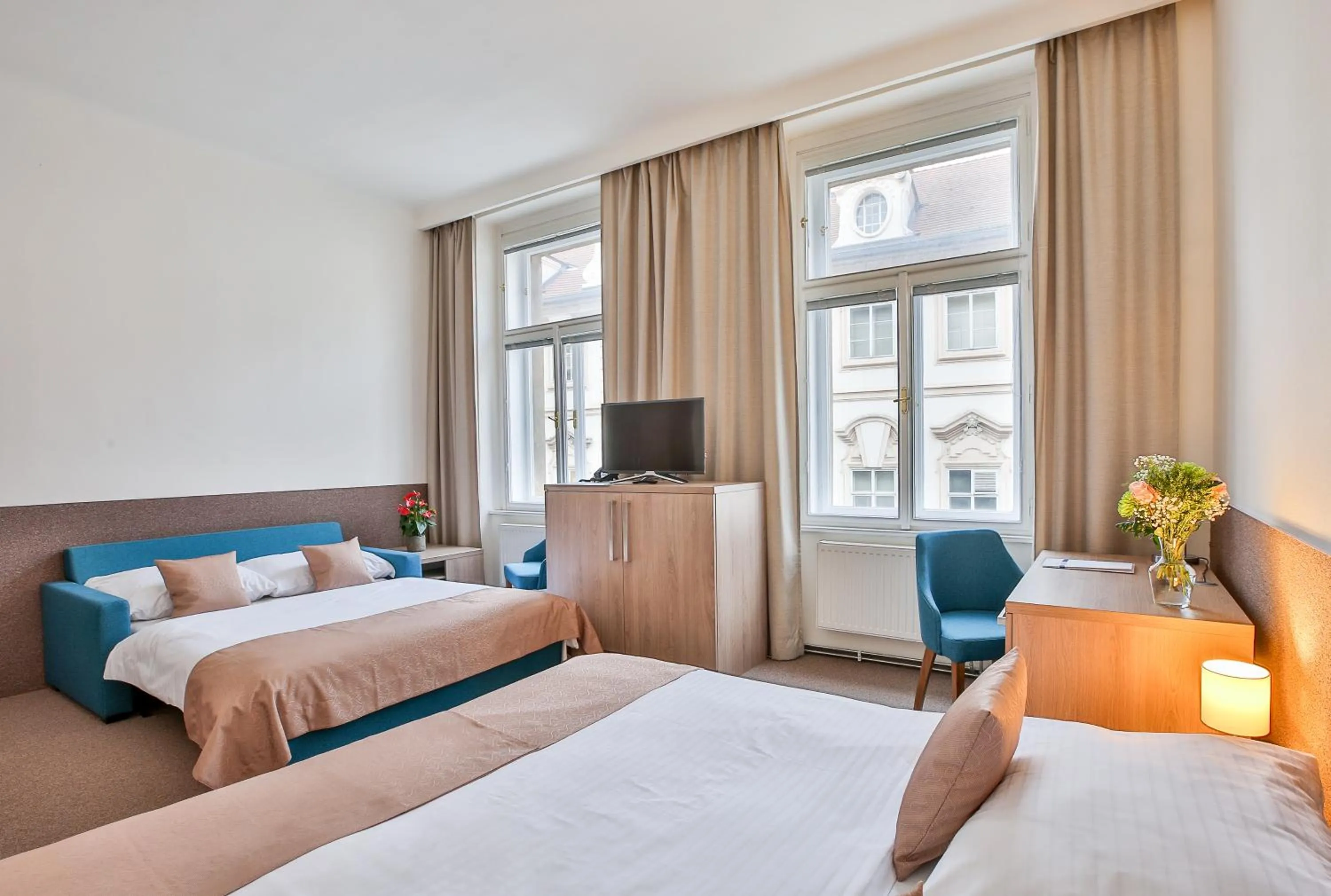 Bed in Apartments Embassy by LH