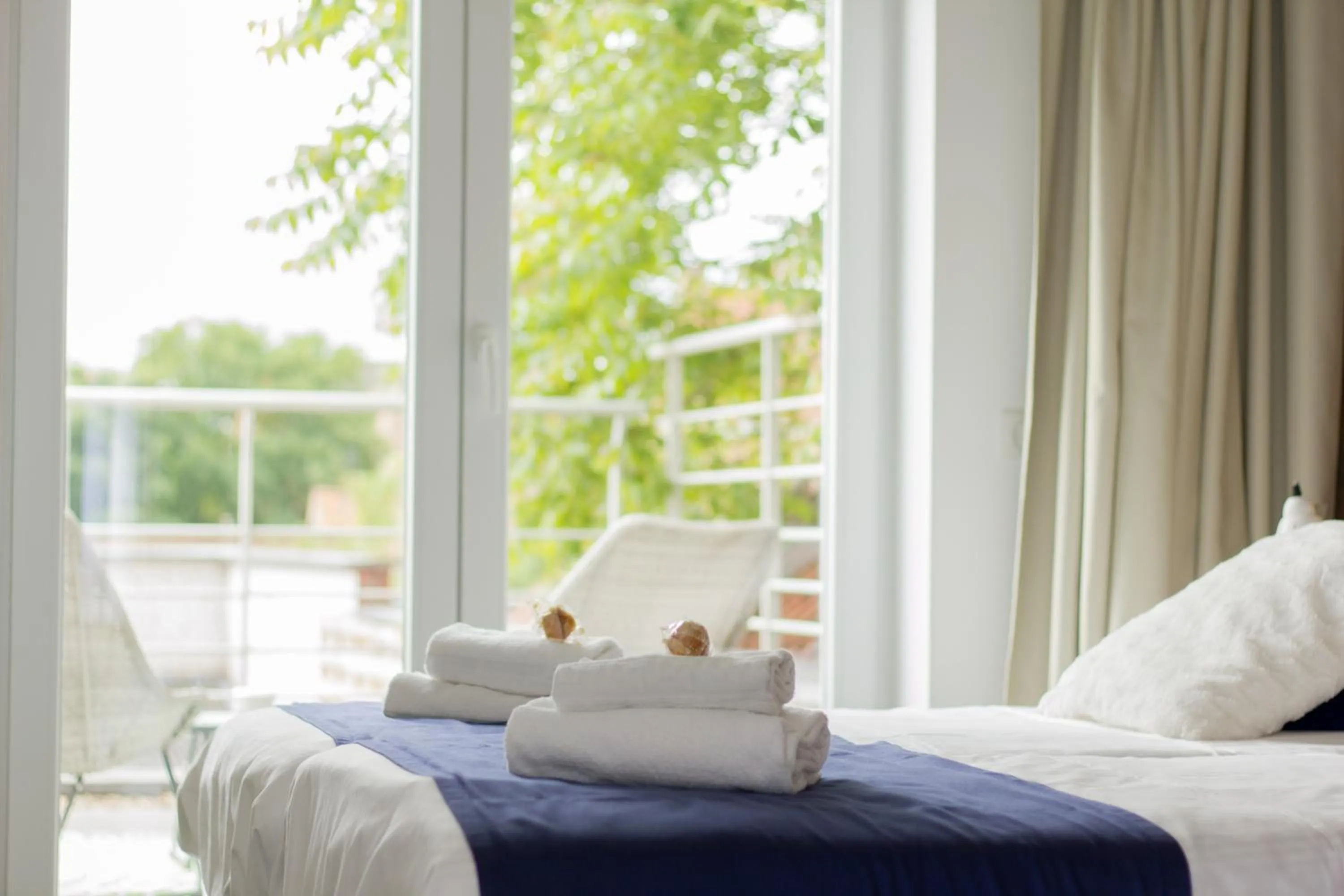 Bedroom, Bed in Hotel Aan Zee