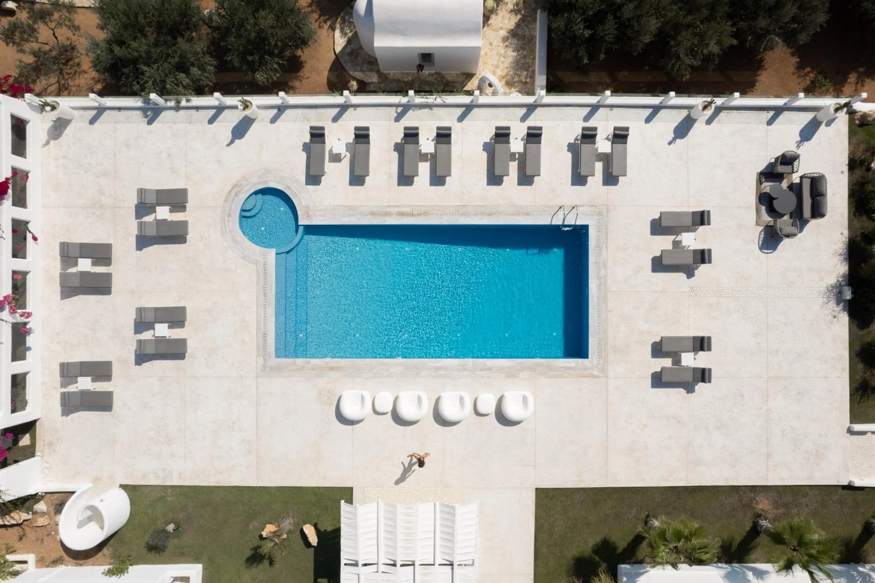 Pool view in White Dunes Luxury Boutique Hotel