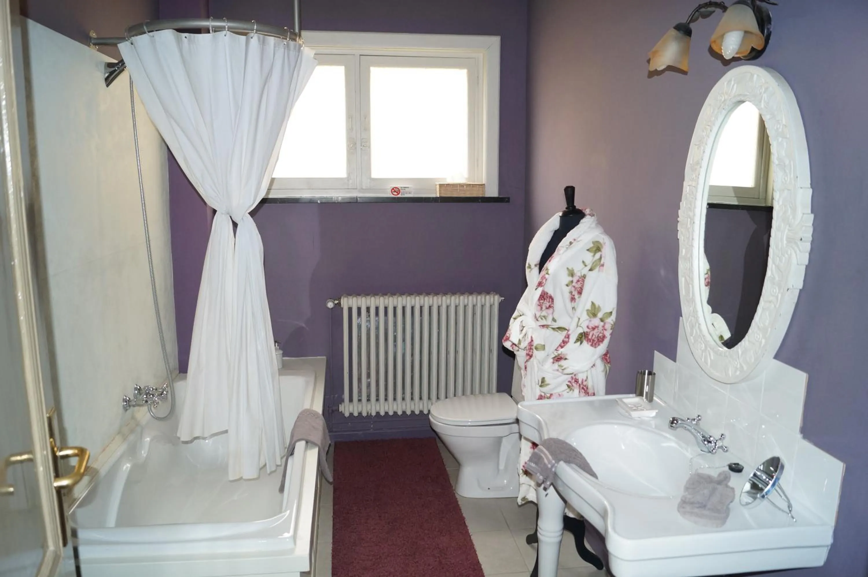 Bathroom in B&B Next Door