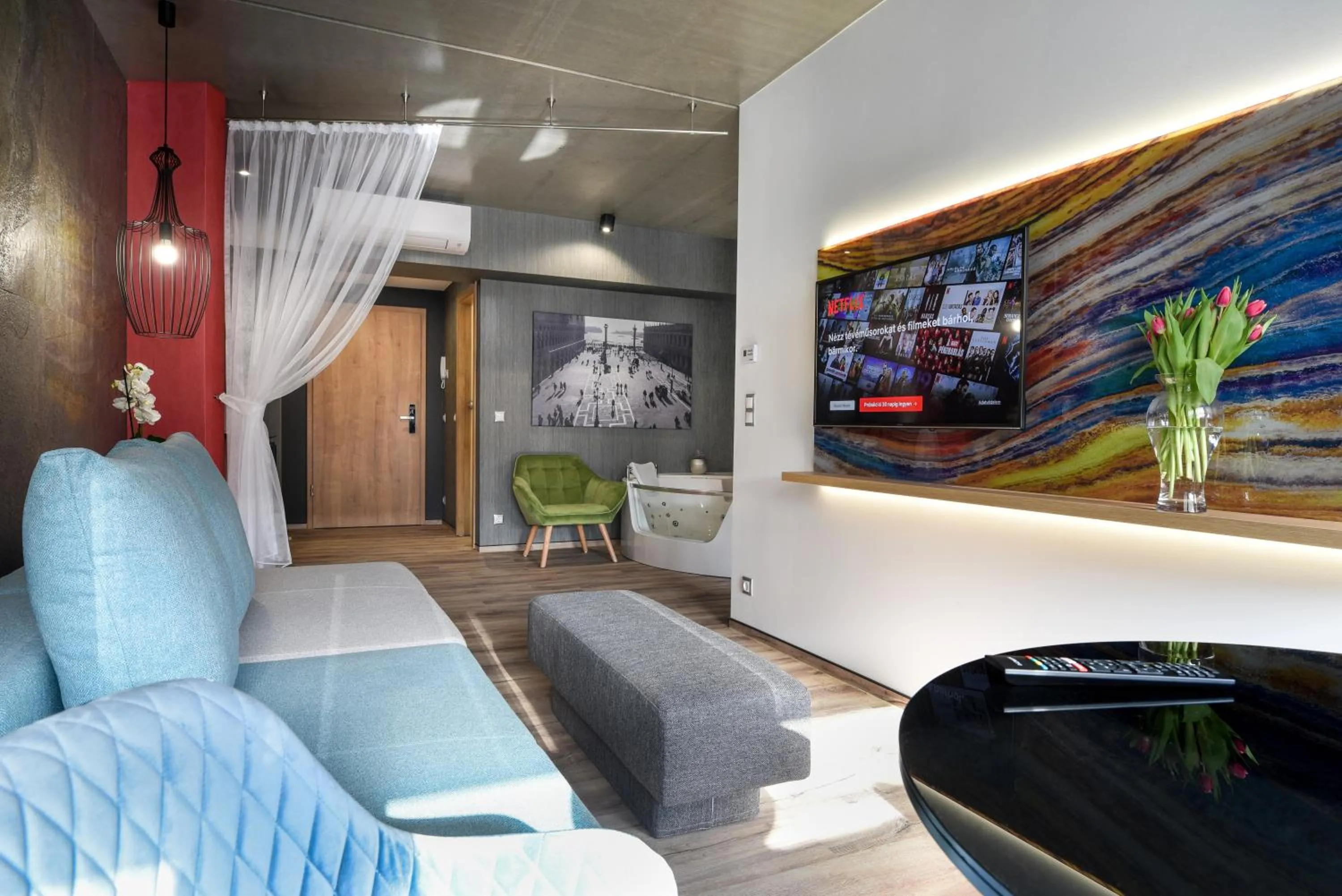 TV and multimedia in Onyx Luxury