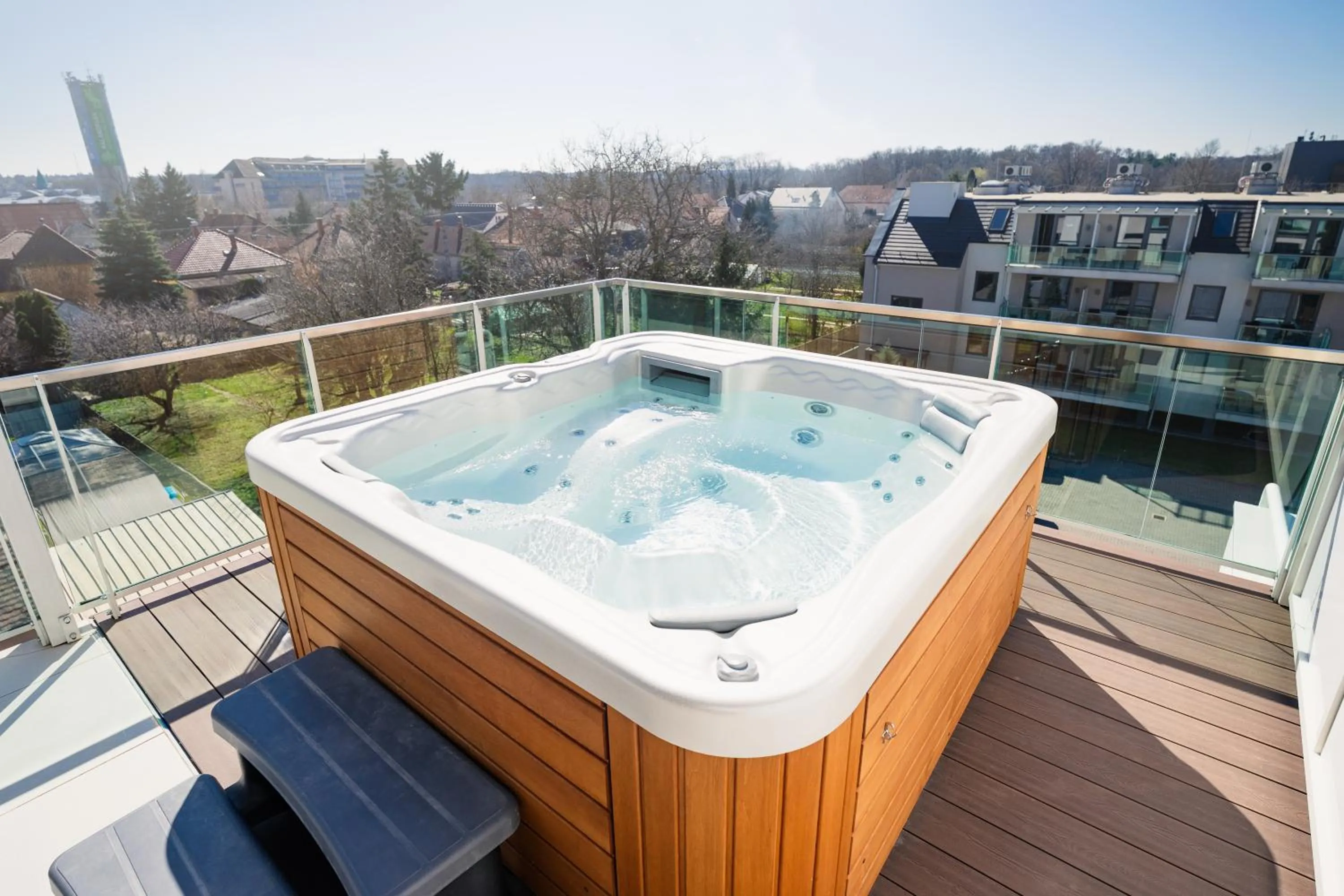 Patio in Onyx Luxury