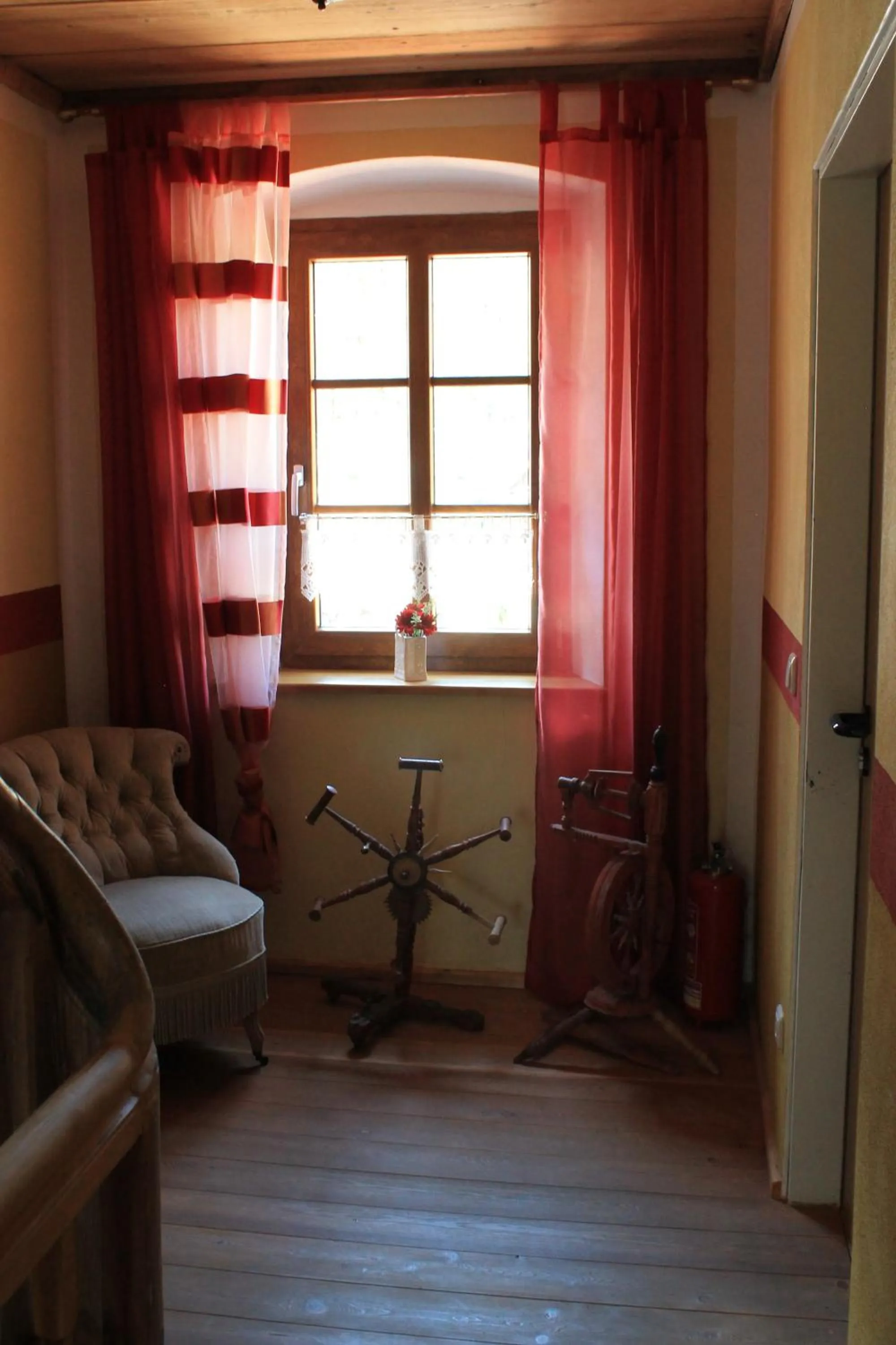 Decorative detail in Landhotel Kahrmühle