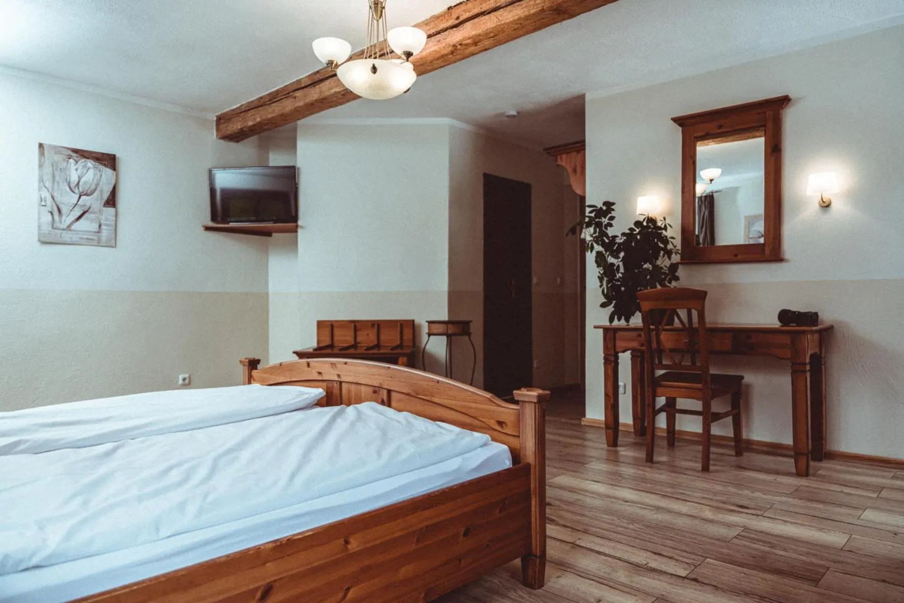 Bed in Landhotel Kahrmühle