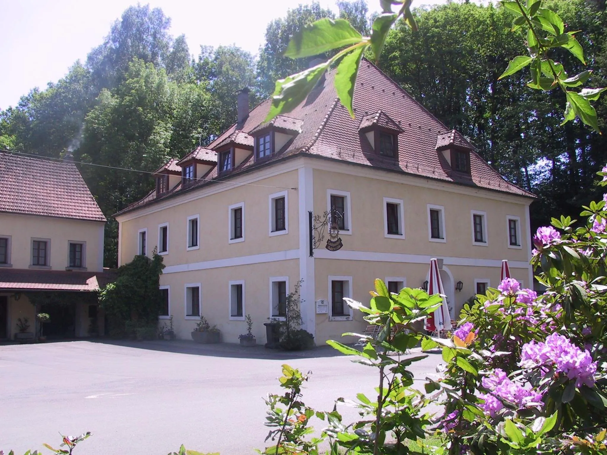 Property building in Landhotel Kahrmühle