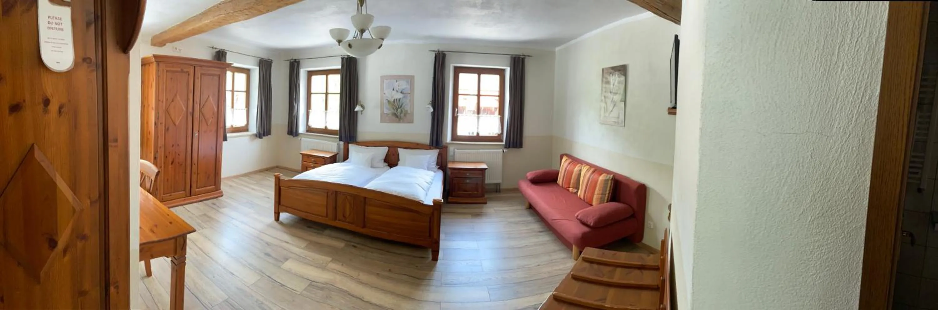 Photo of the whole room, Bed in Landhotel Kahrmühle