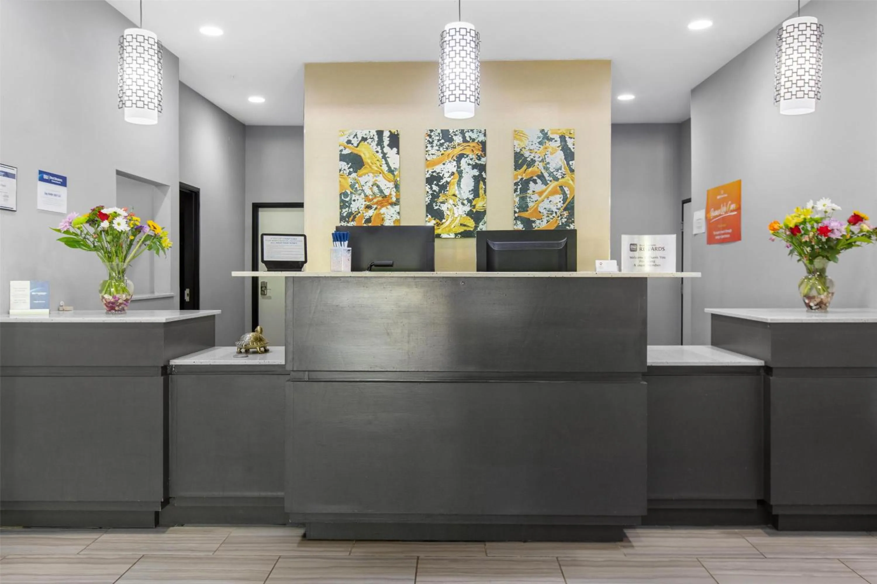 Lobby or reception in Best Western Plus Regency Park