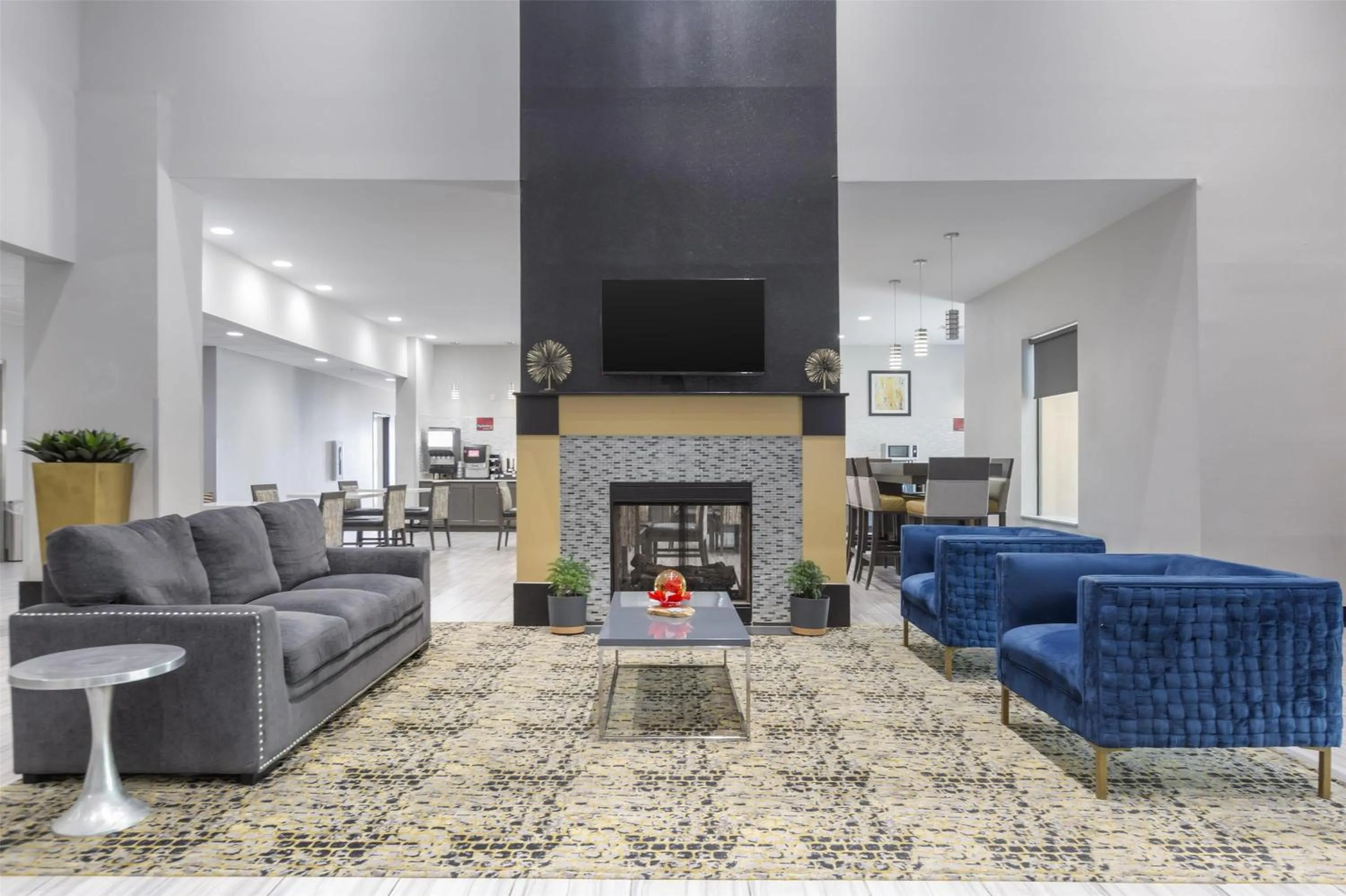 Lobby or reception in Best Western Plus Regency Park