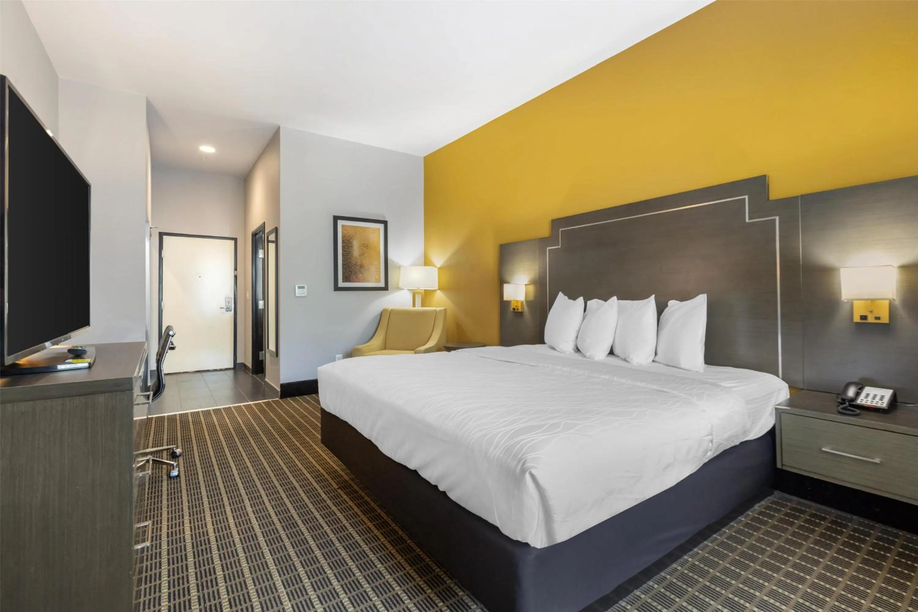 Bedroom, Bed in Best Western Plus Regency Park