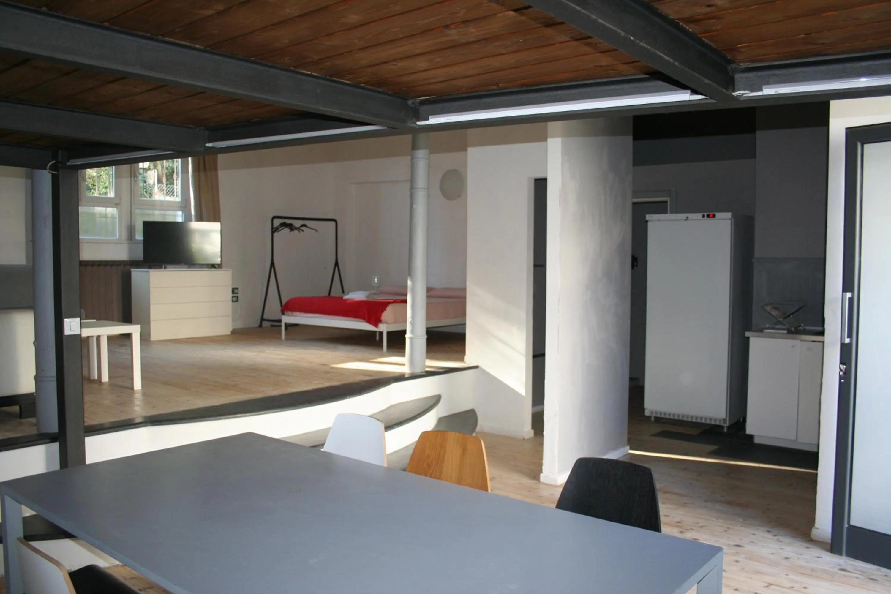 Living room, Bed in Levante Residence