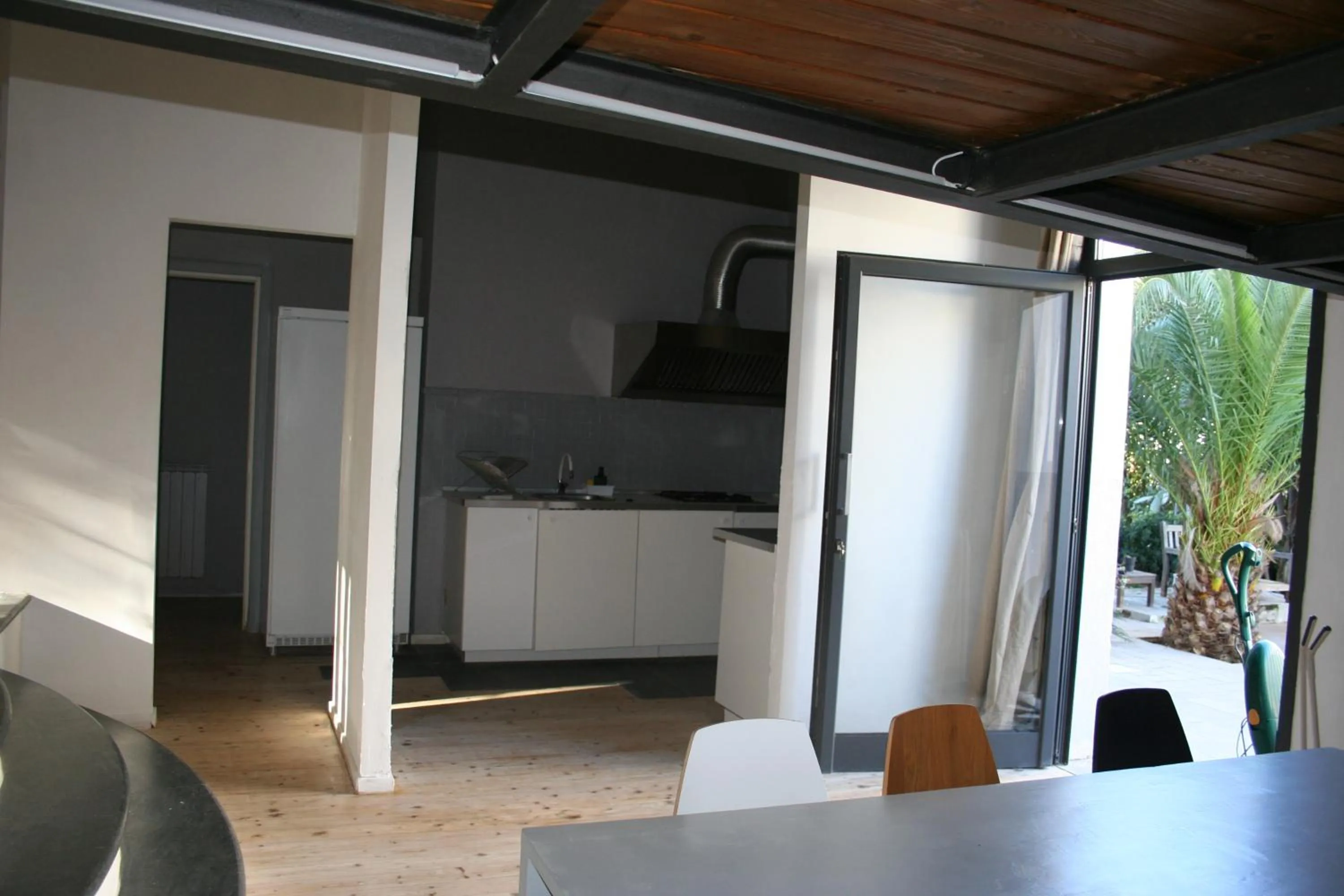 Facade/entrance in Levante Residence