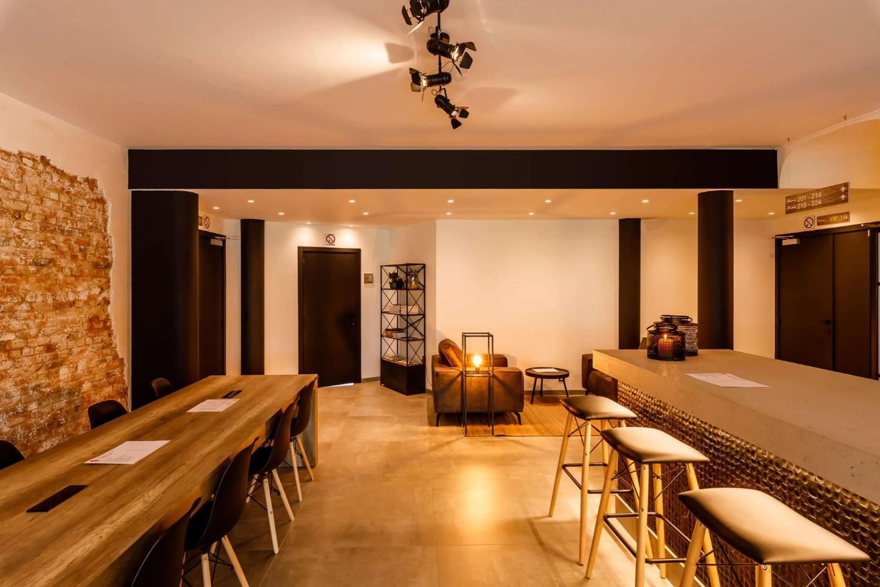 Lounge or bar in B-INN Lier