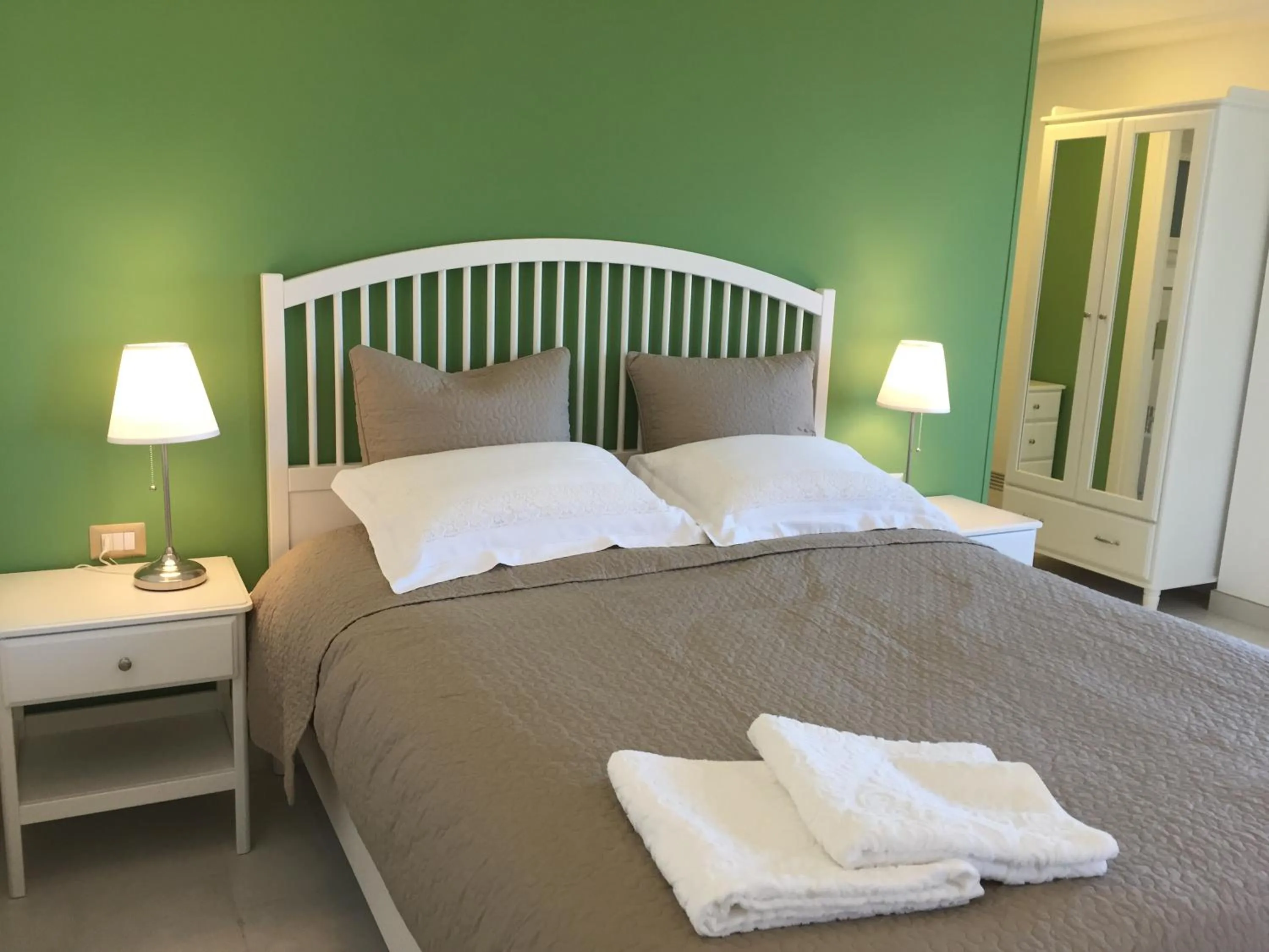 Bed in Isola Charm B&B - Pool & Nature Stay