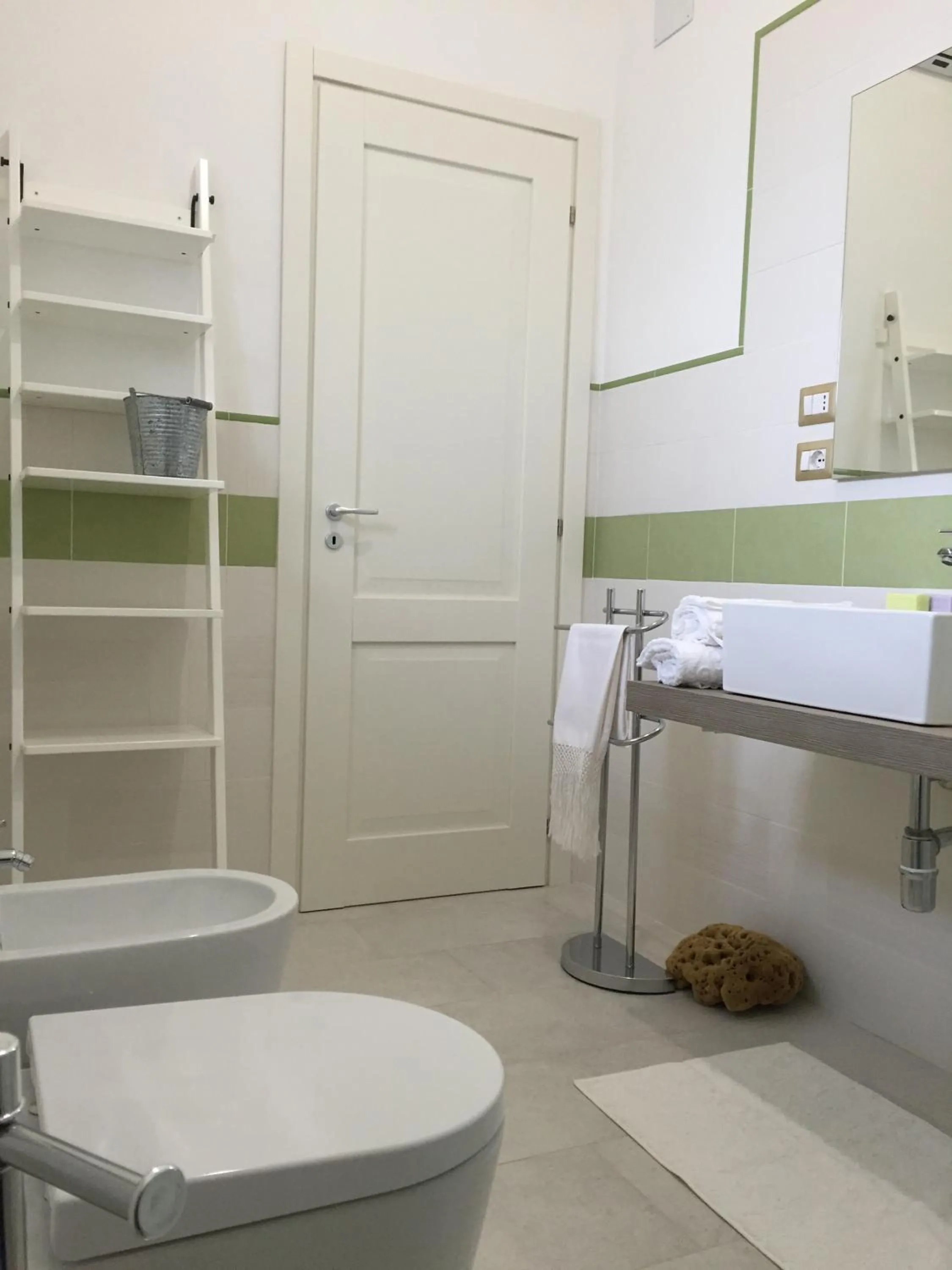 Bathroom in Isola Charm B&B - Pool & Nature Stay