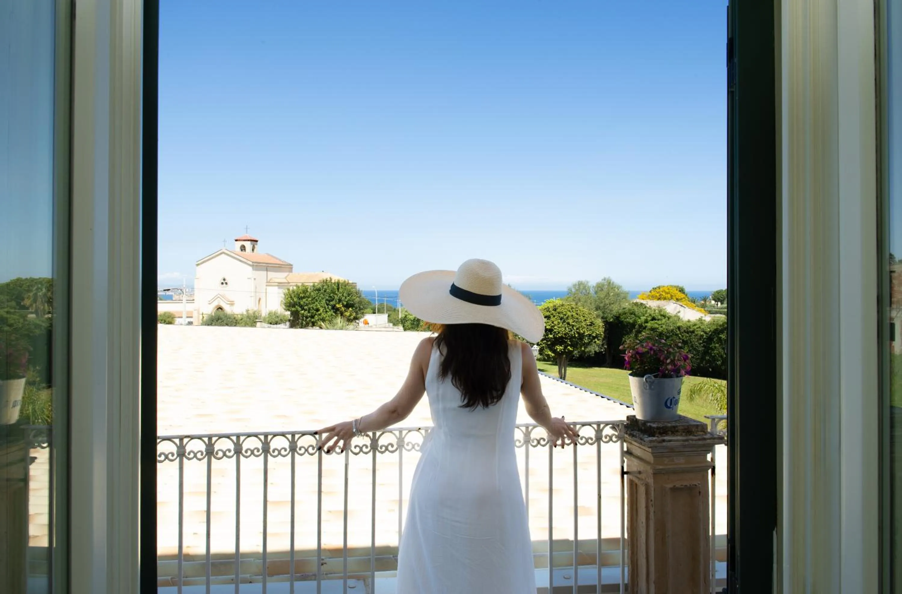 Day in Isola Charm B&B - Pool & Nature Stay