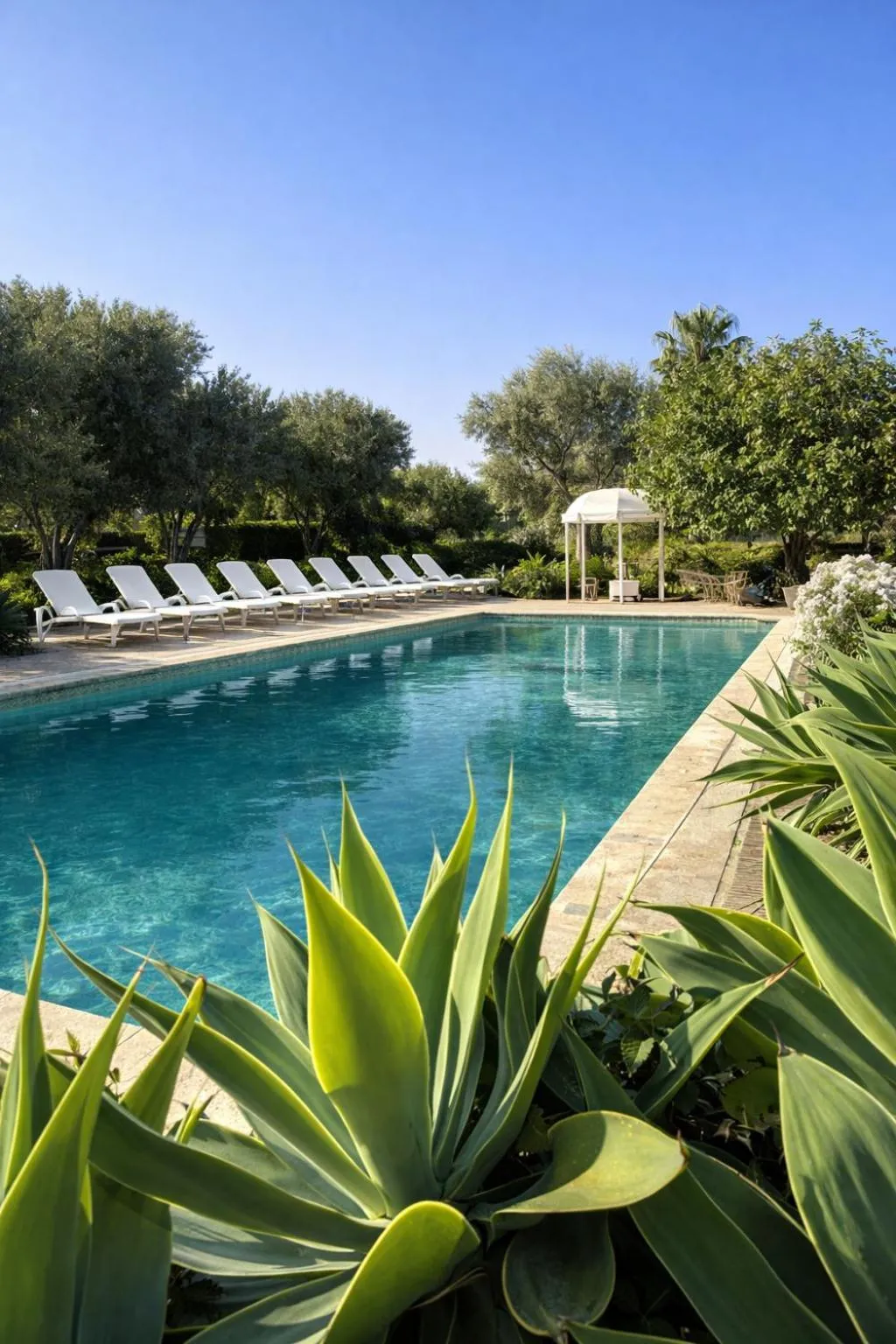 Spring in Isola Charm B&B - Pool & Nature Stay