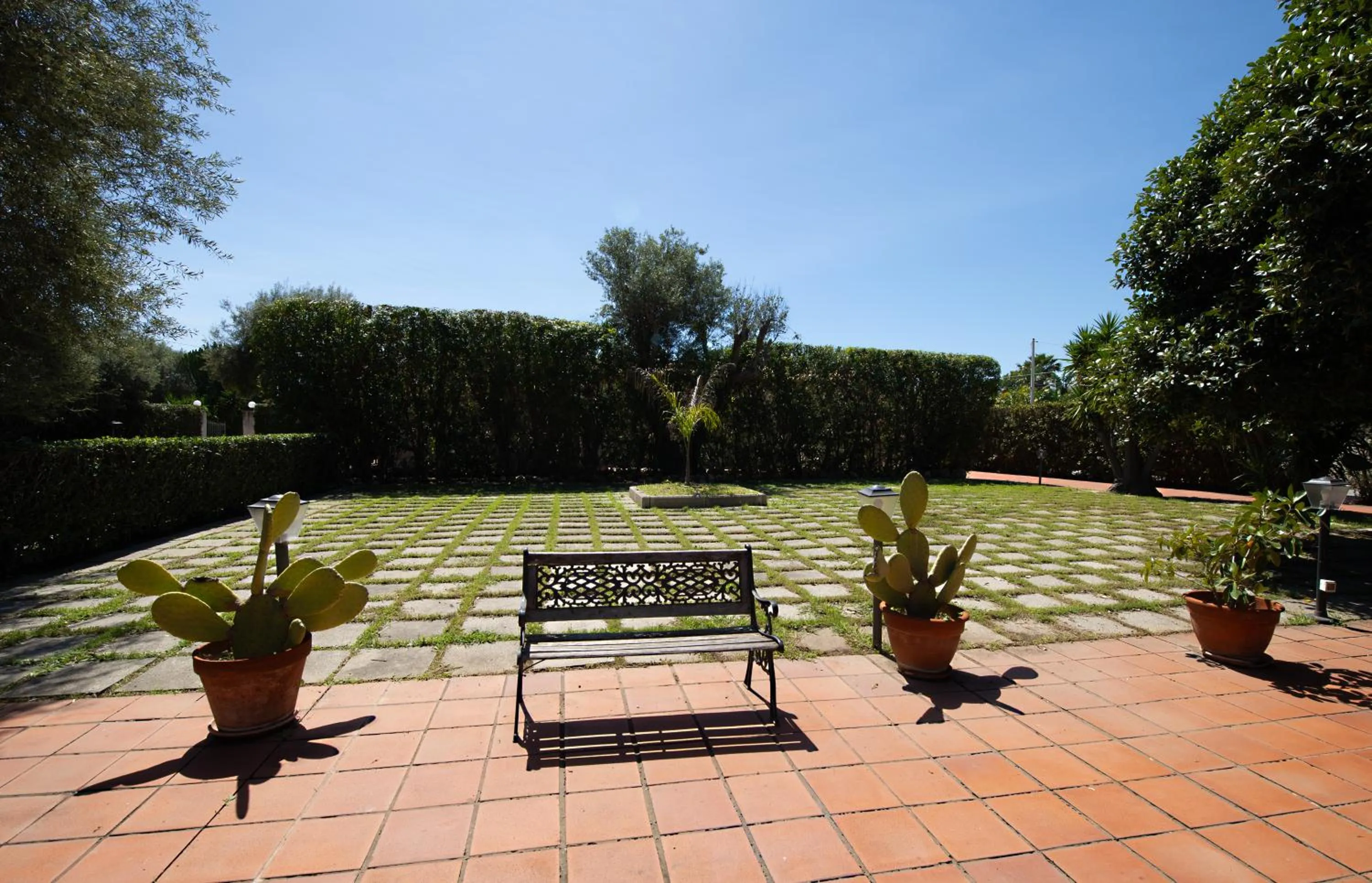 Spring in Isola Charm B&B - Pool & Nature Stay