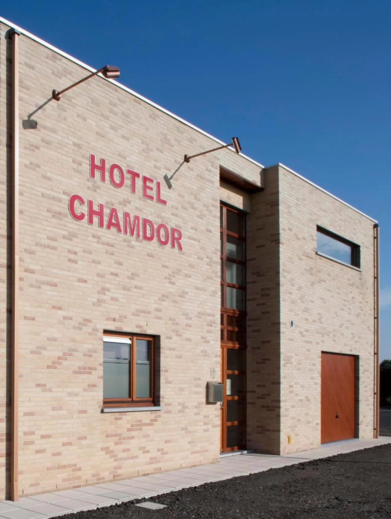 Facade/entrance in Hotel Chamdor