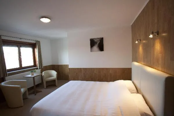 Bed in Hotel Chamdor