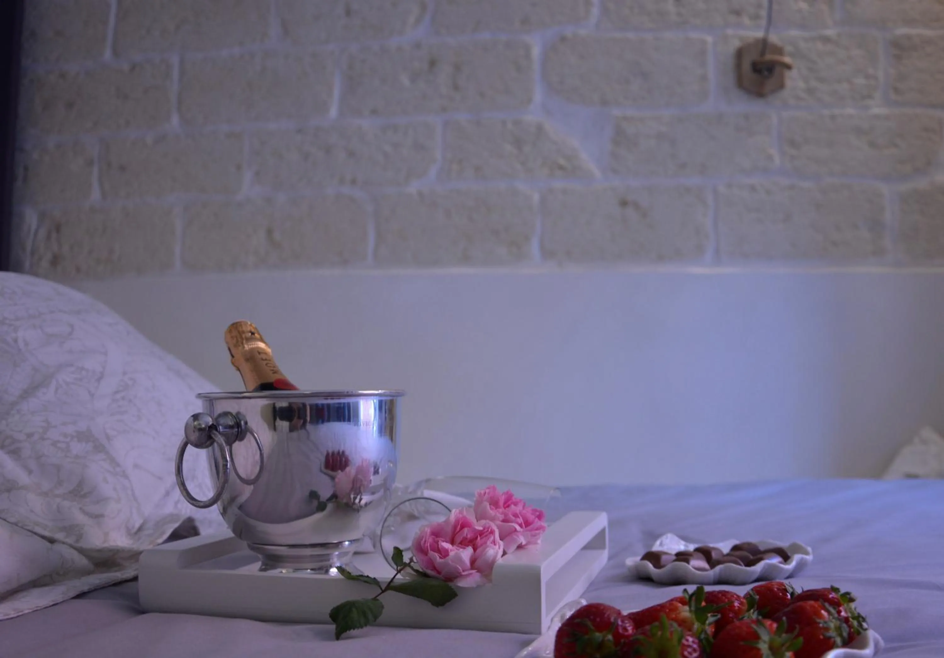 Bed in Marè Rooms Bari old town center