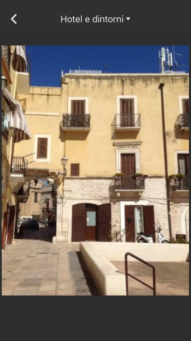 Property building in Mar