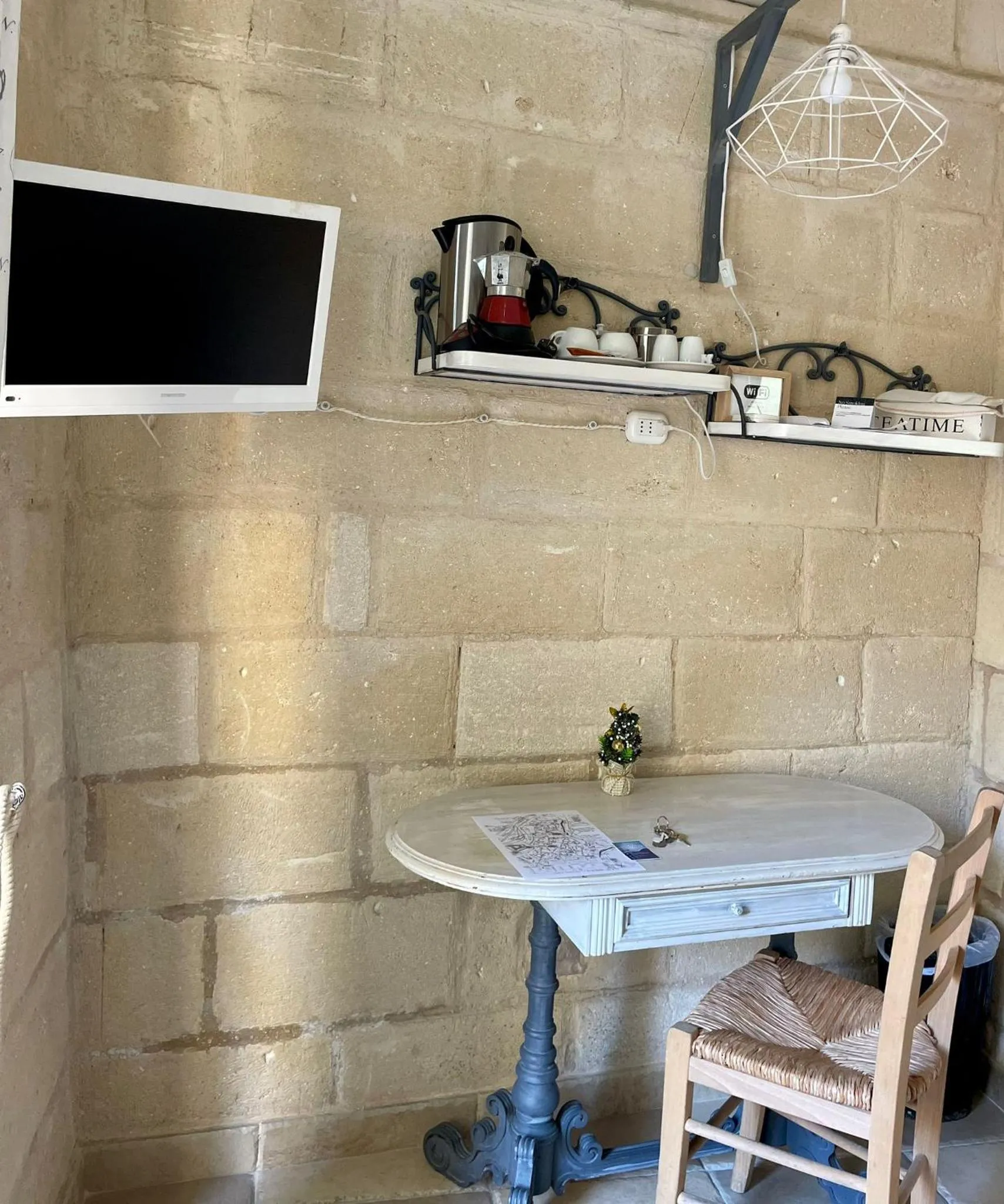 TV and multimedia, TV/Entertainment Center in Mar