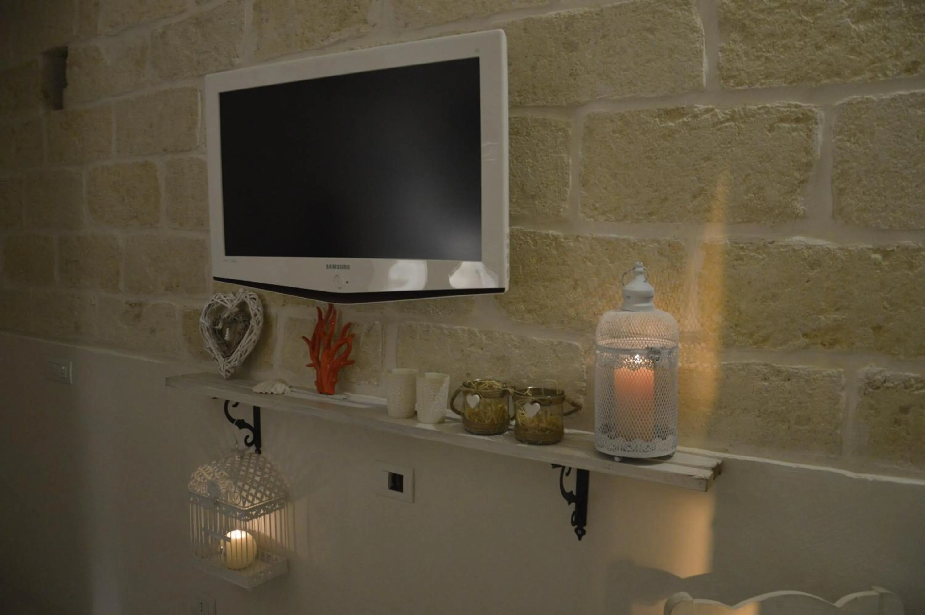 TV and multimedia in Marè Rooms Bari old town center