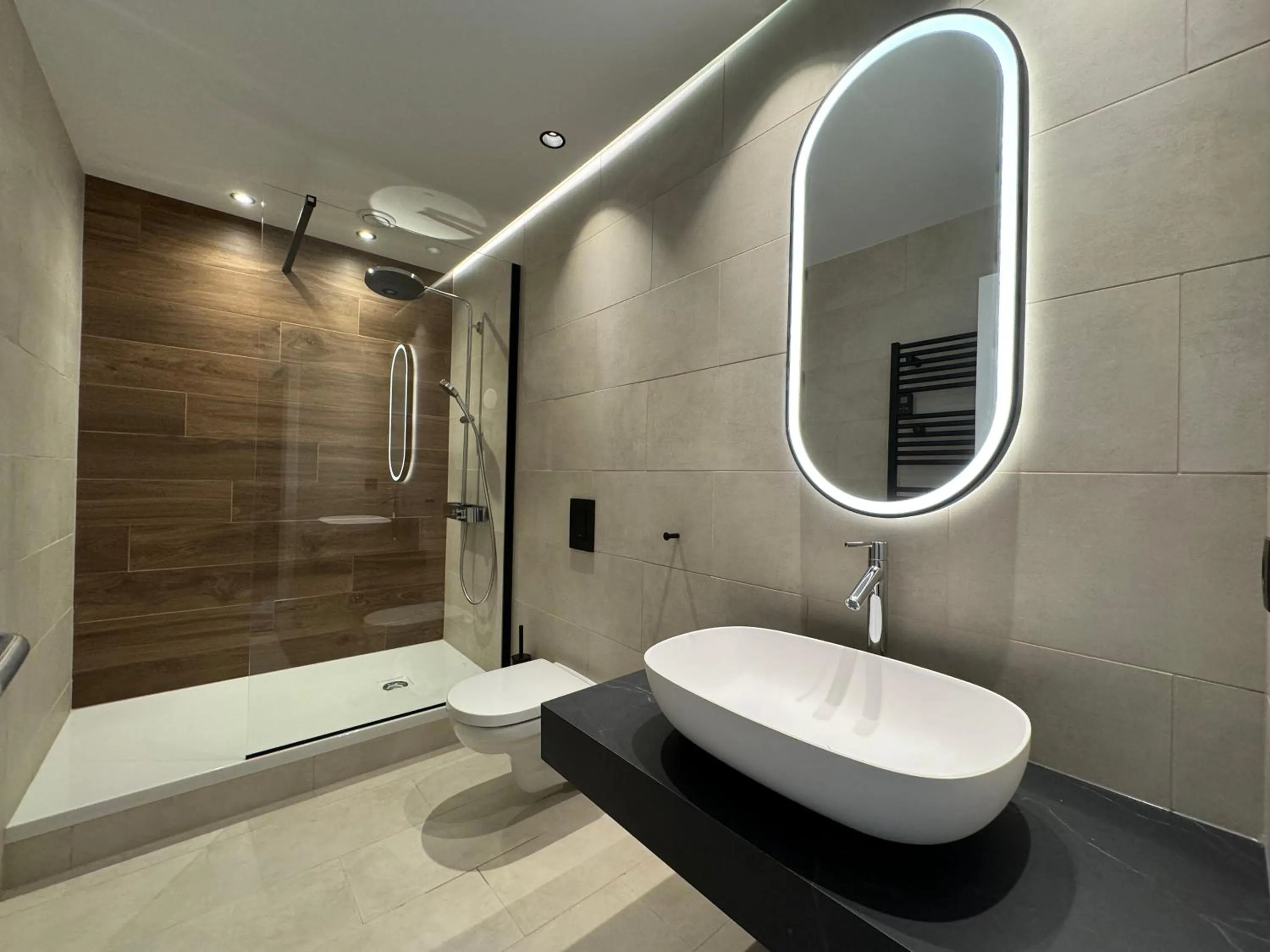 Bathroom in Castel de Pont-a-Lesse