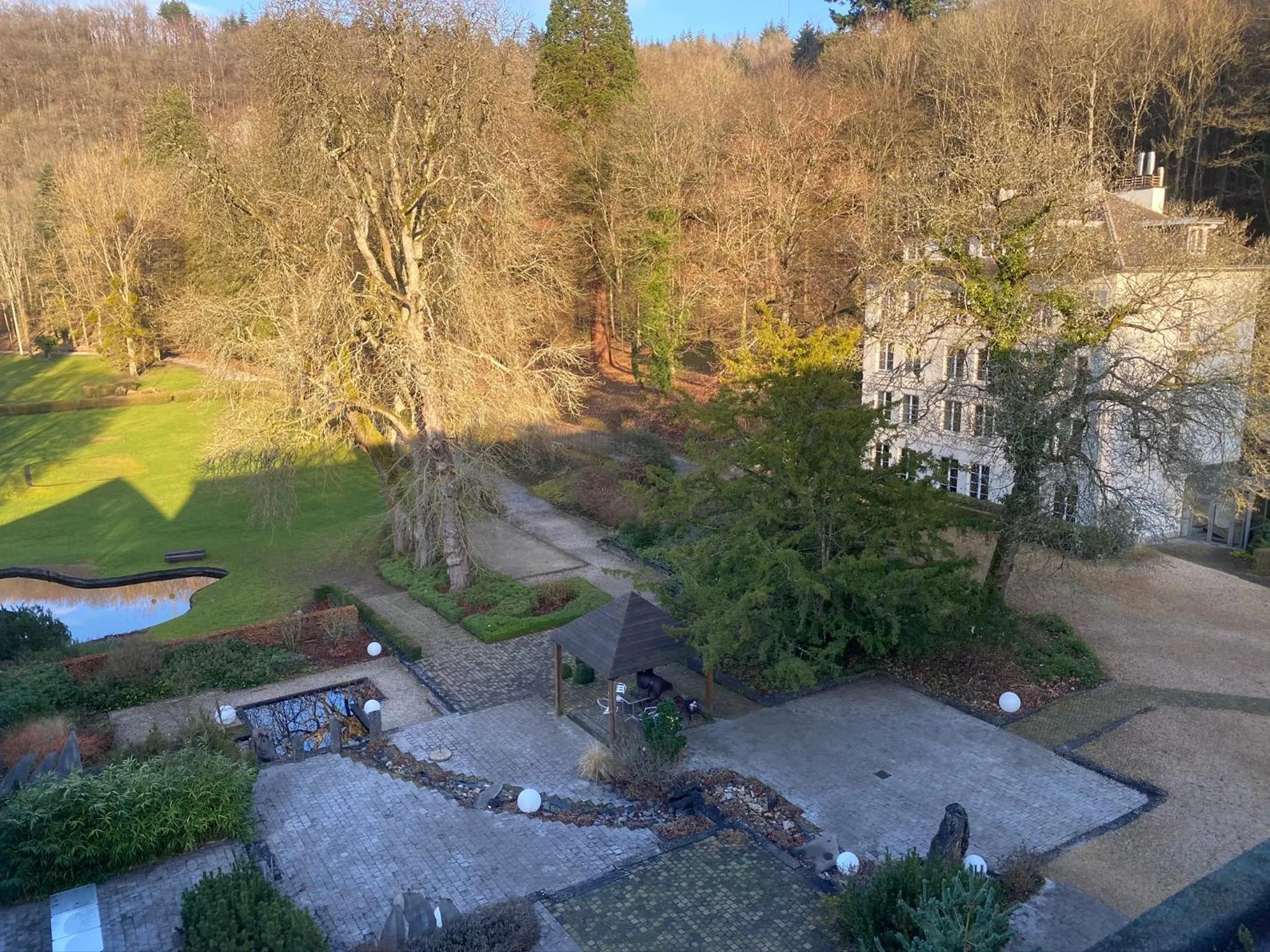 Garden view in Castel de Pont-a-Lesse