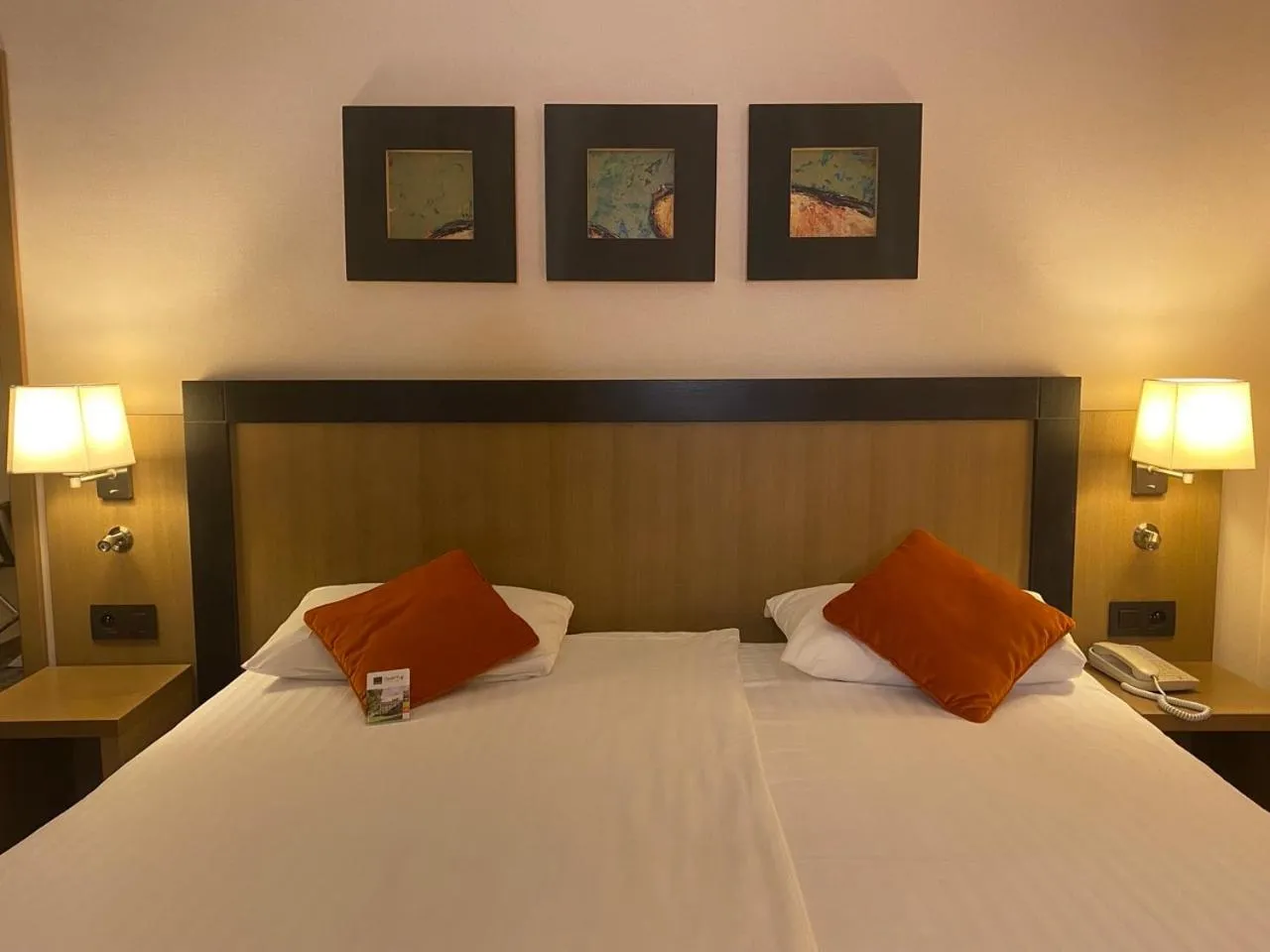 Bed in Castel de Pont-a-Lesse