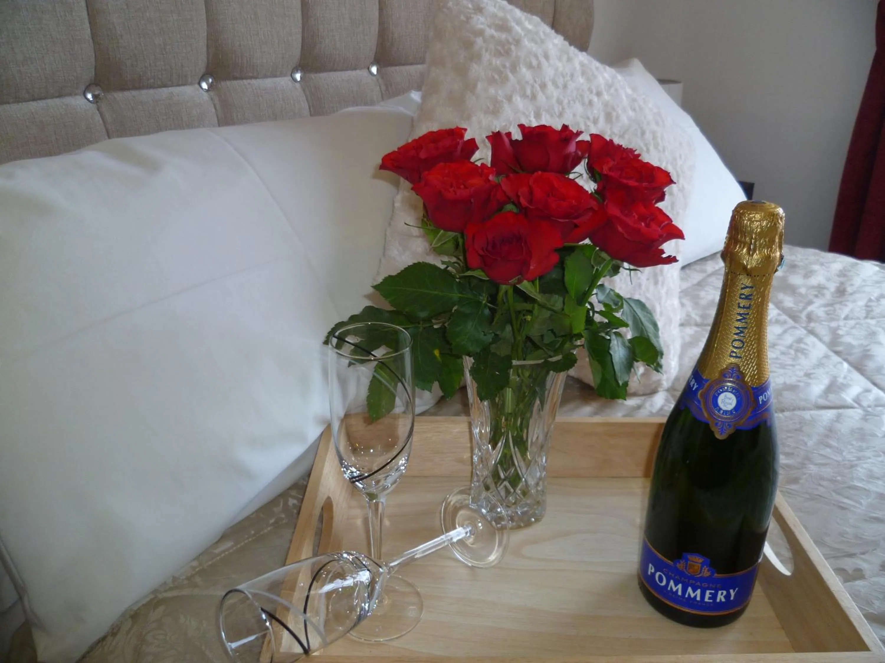 Bedroom, Bed in Aberllynfi Riverside Guest House