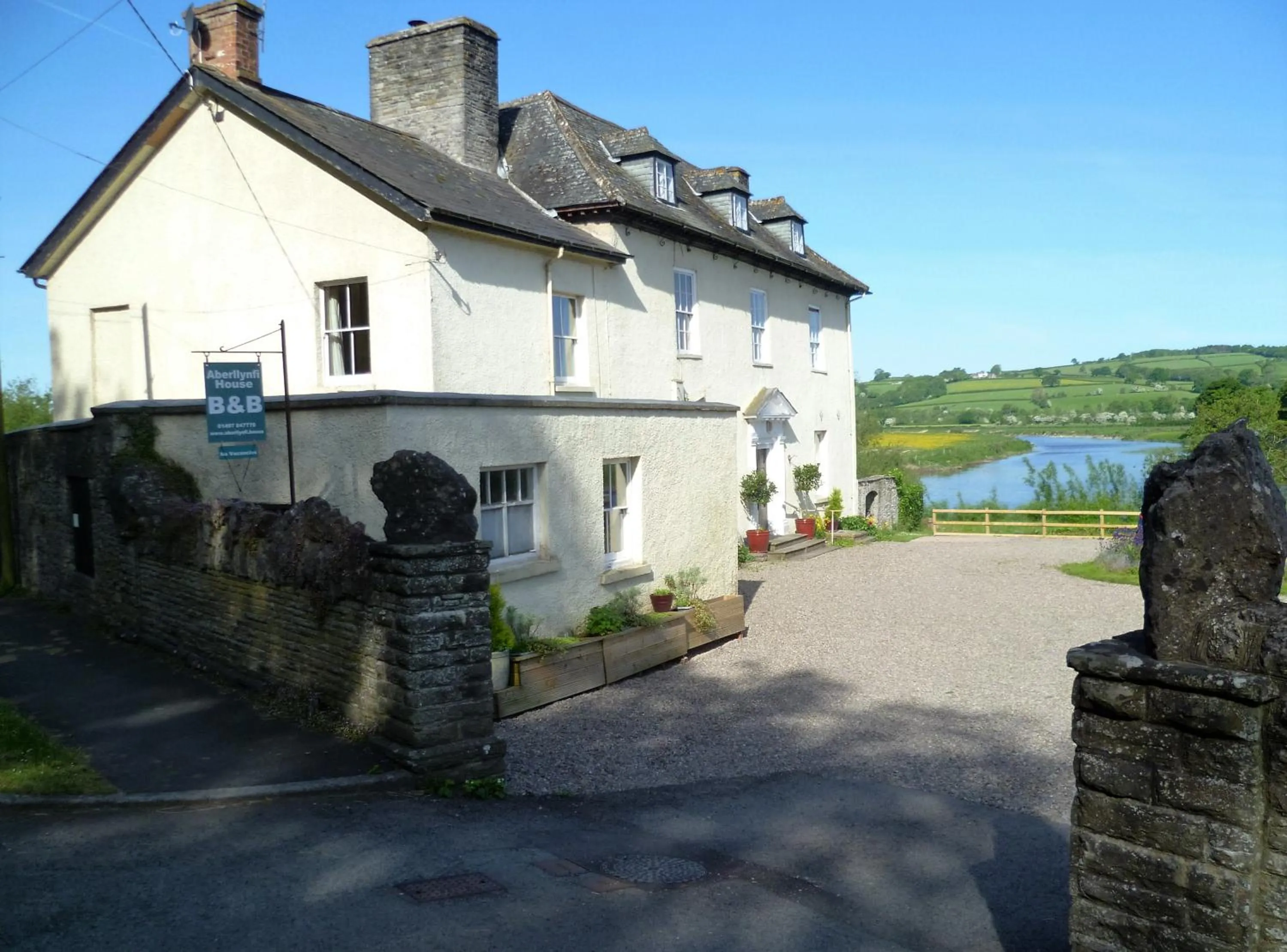 Property building in Aberllynfi Riverside Guest House