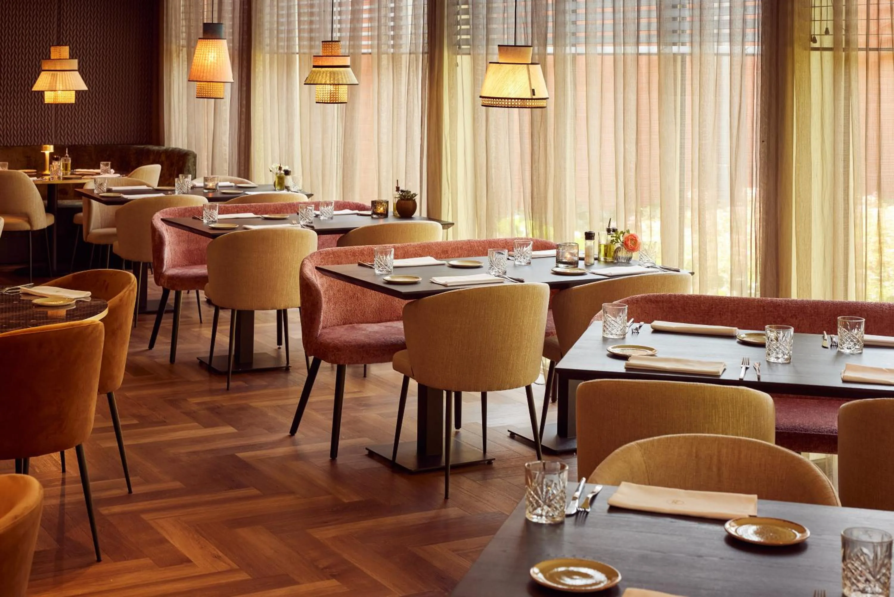 Restaurant/places to eat in Van der Valk Hotel Beveren