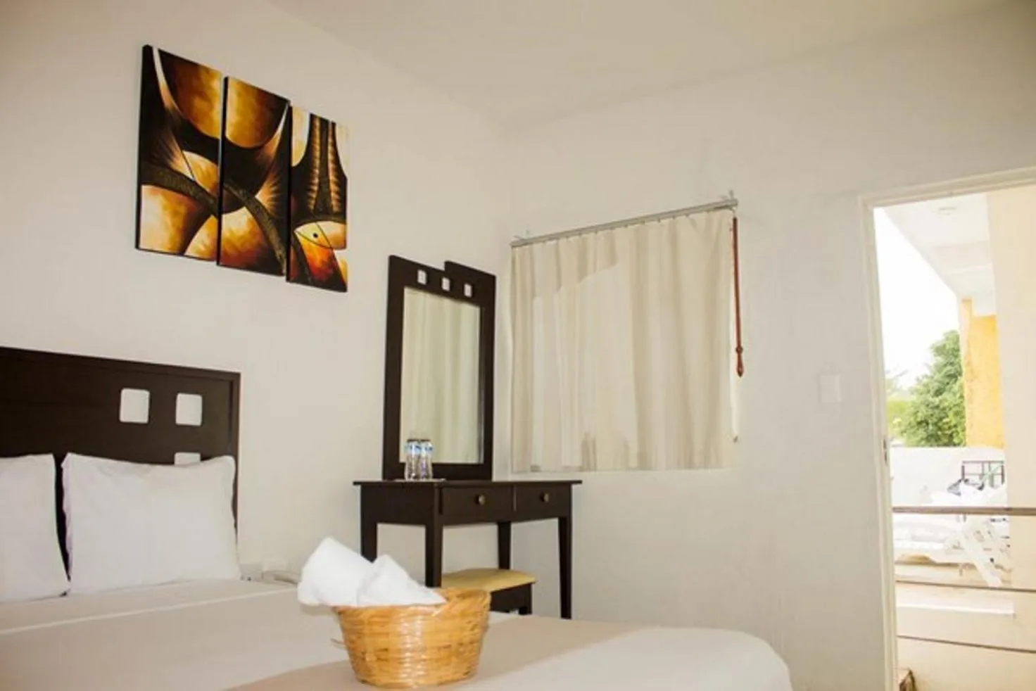 Bedroom, Bed in Rosvel Hotel