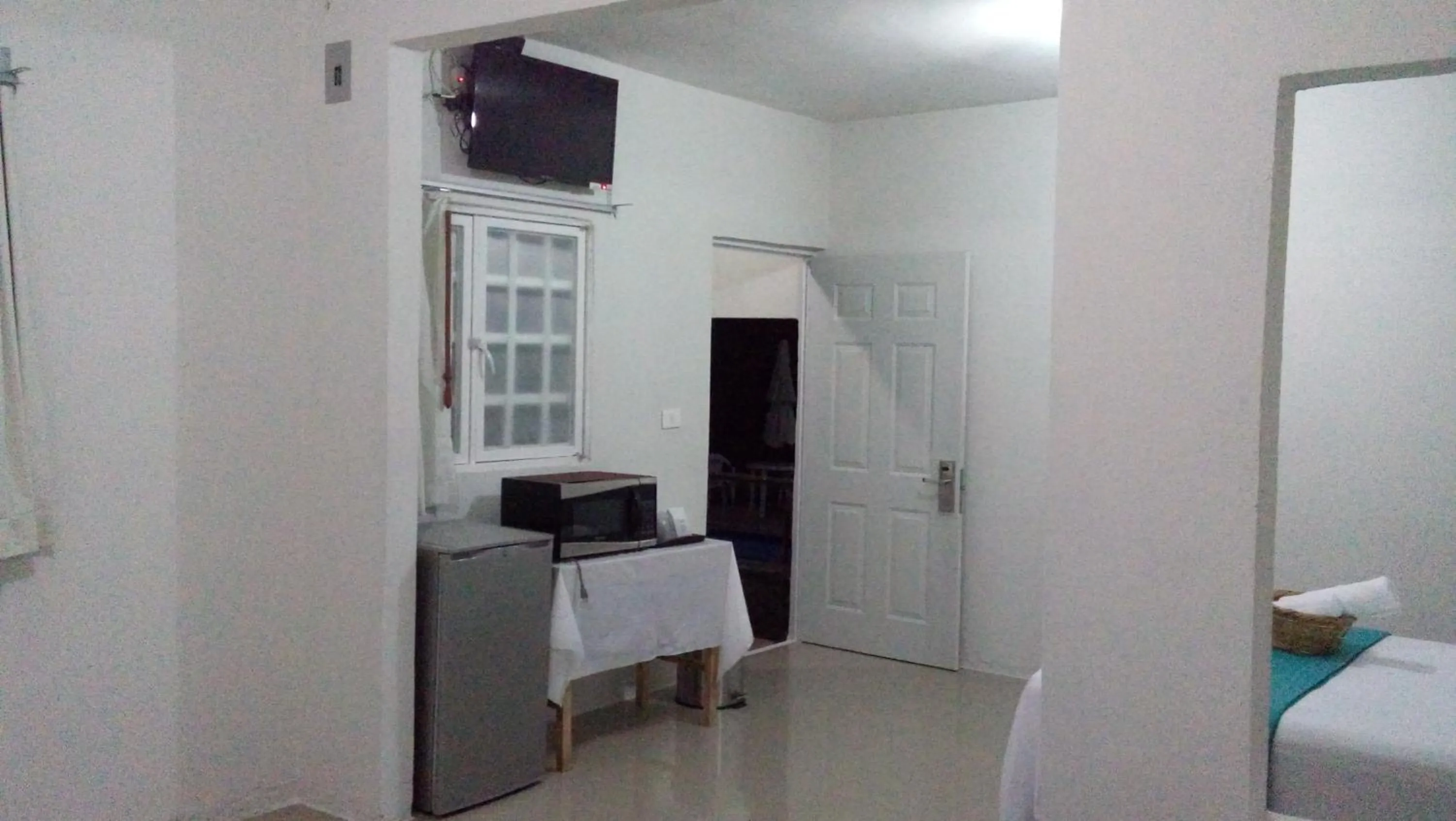 Photo of the whole room, Bed in Rosvel Hotel