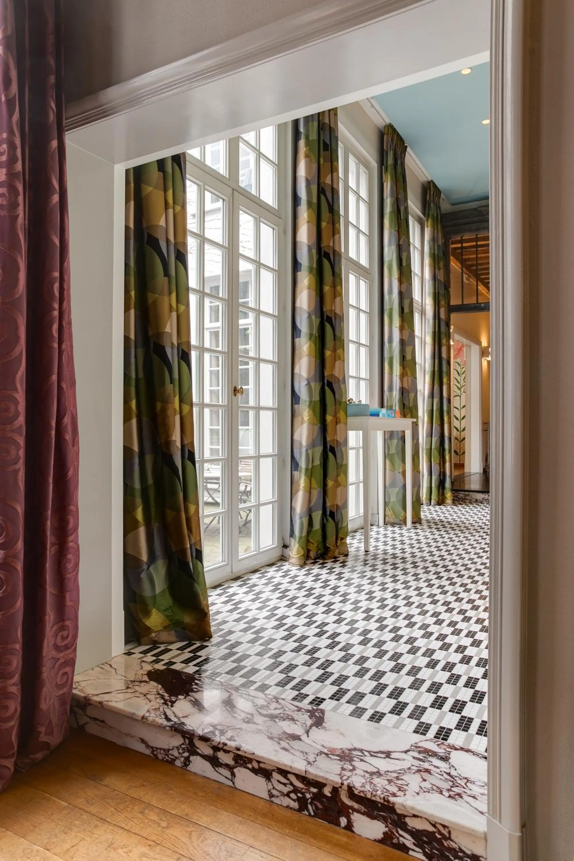 Bed in Hotel De Witte Lelie -Small Luxury Hotels of the World