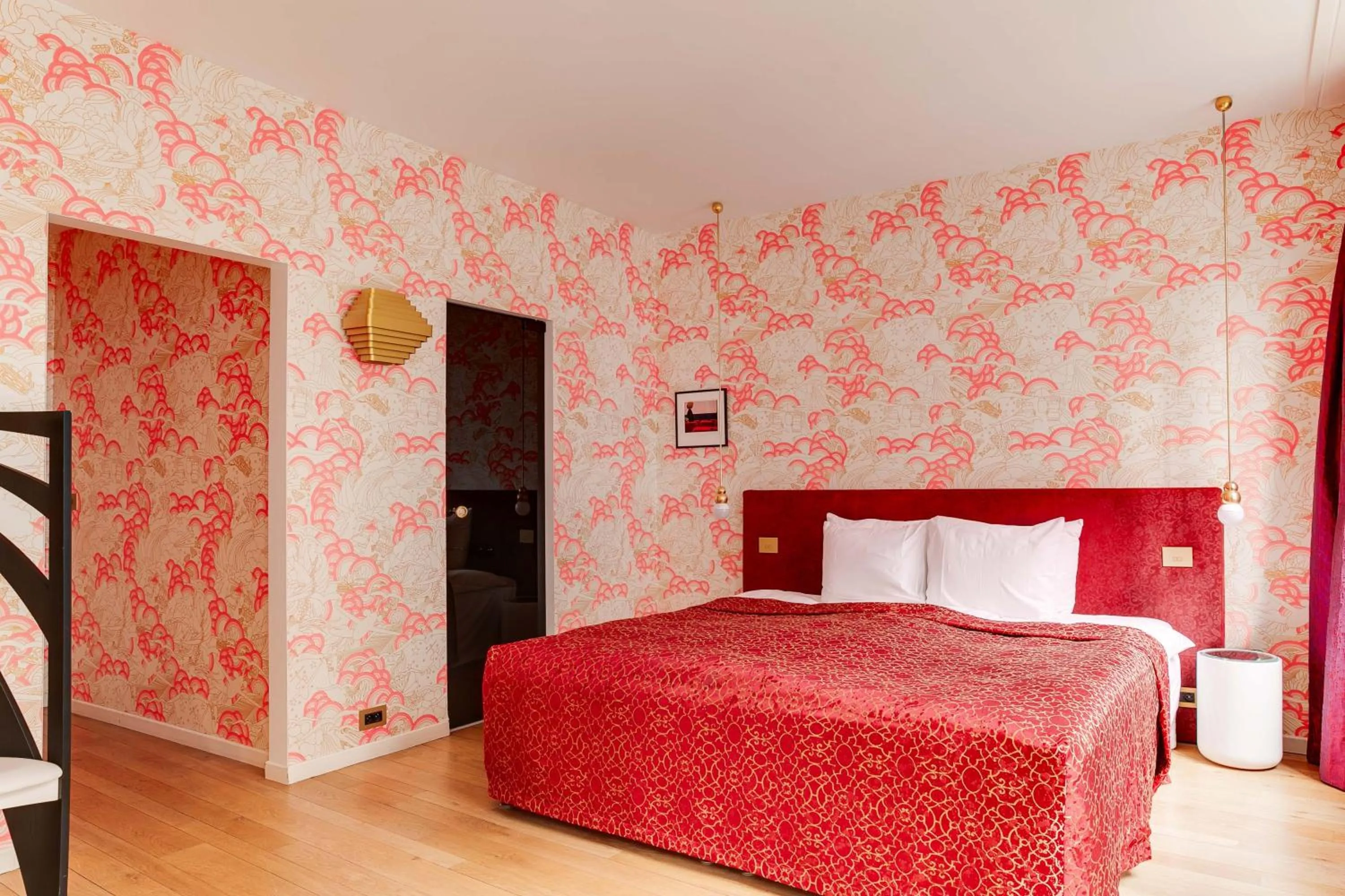 Photo of the whole room, Bed in Hotel De Witte Lelie -Small Luxury Hotels of the World