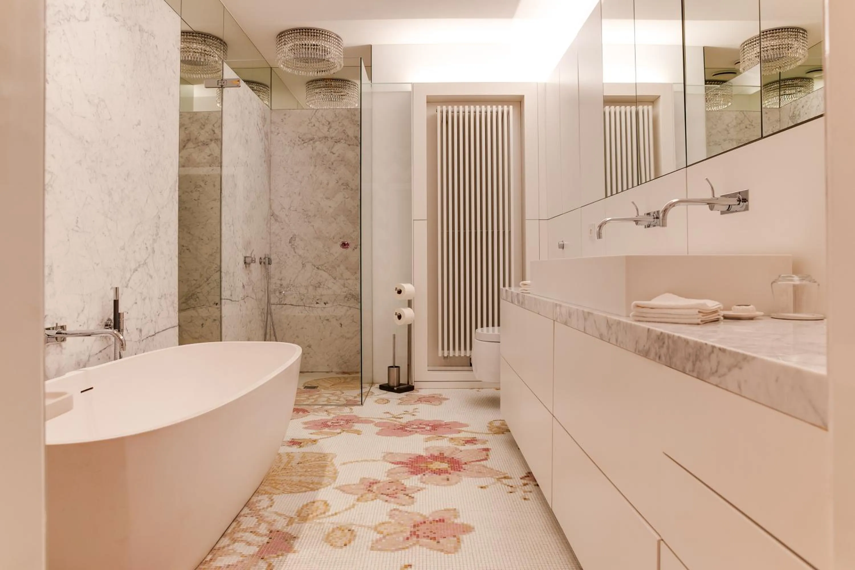 Bathroom in Hotel De Witte Lelie -Small Luxury Hotels of the World