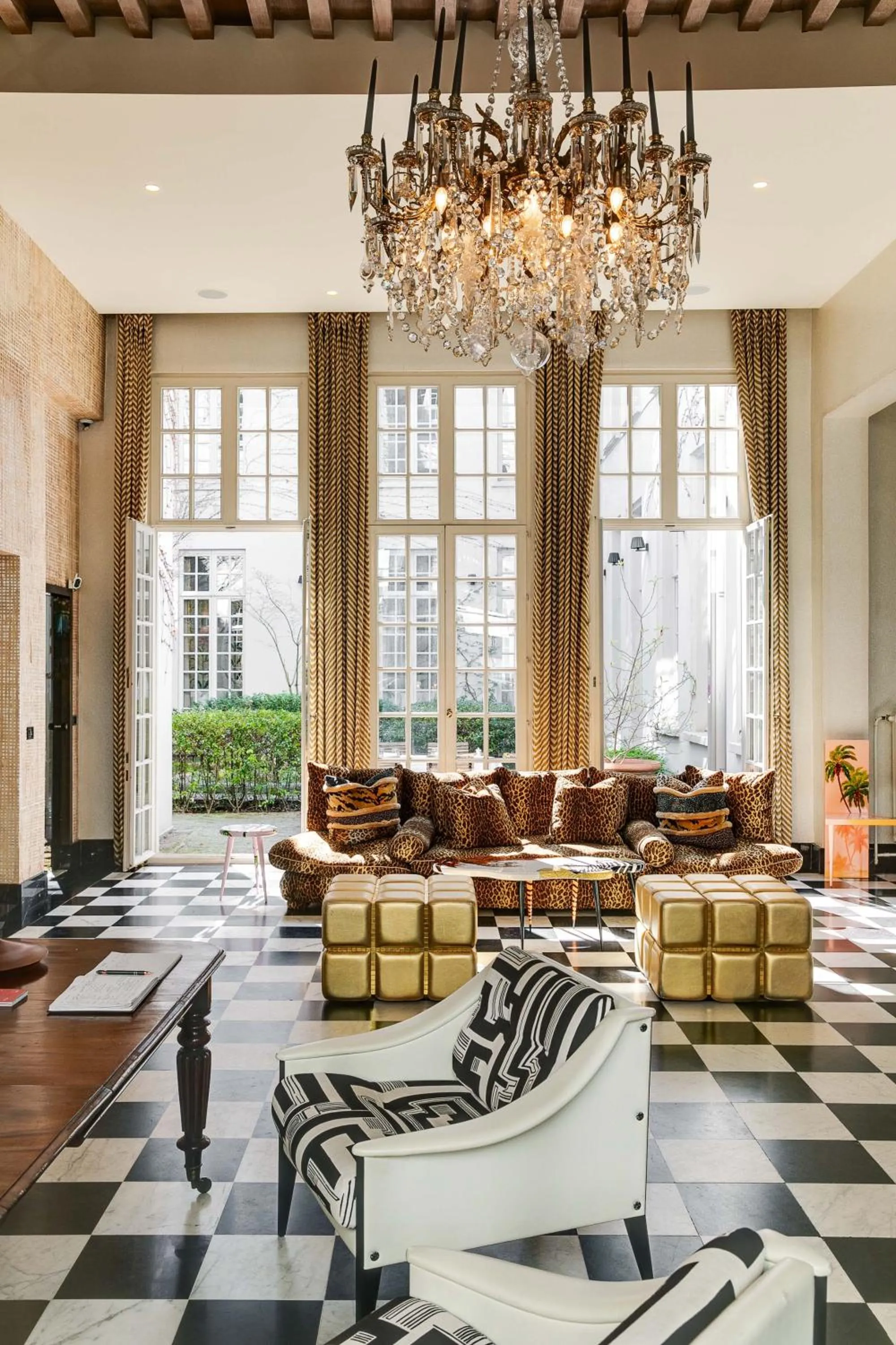 Lobby or reception in Hotel De Witte Lelie -Small Luxury Hotels of the World