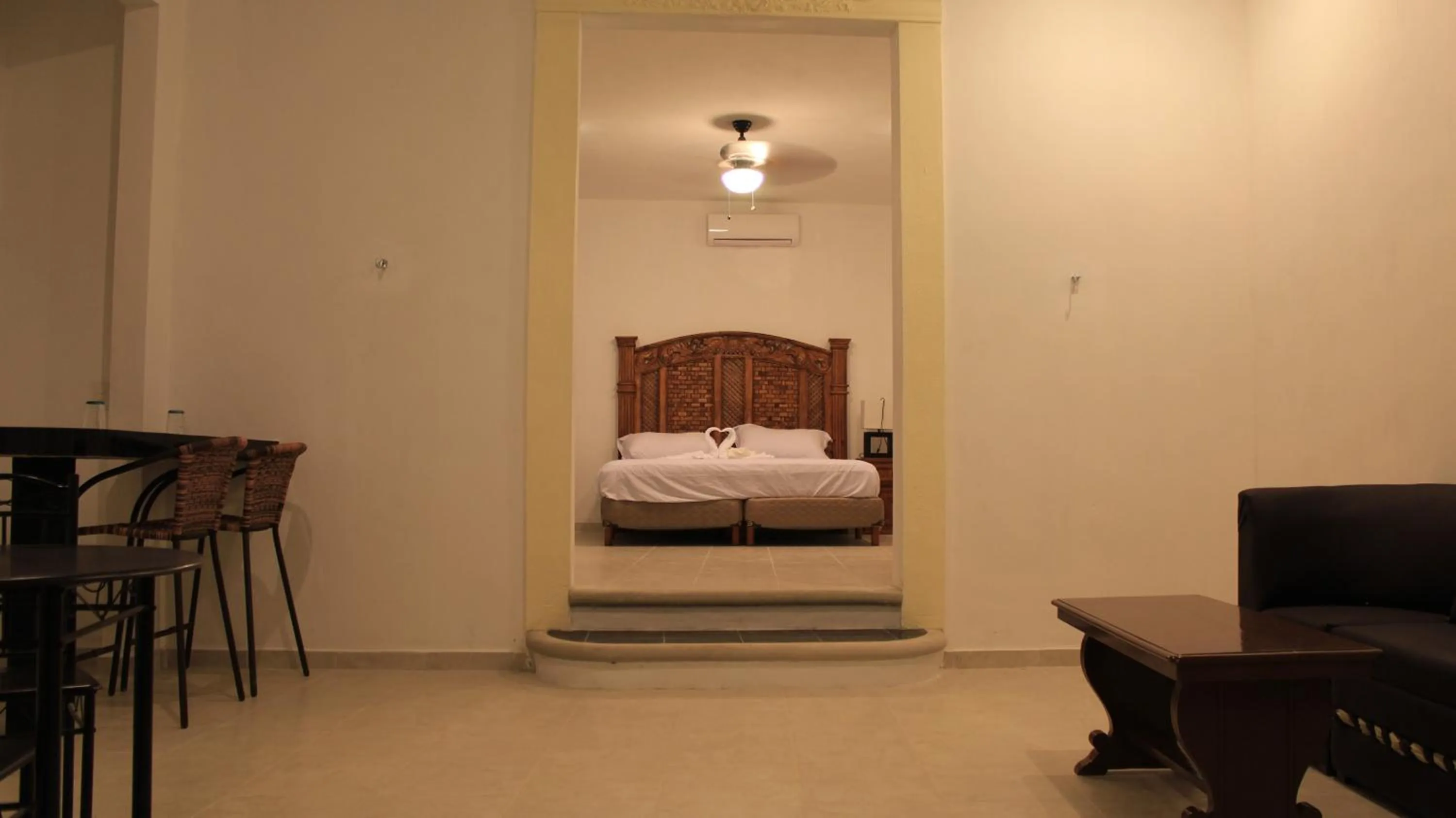 Bedroom, Bed in Hotel Hacienda Margot