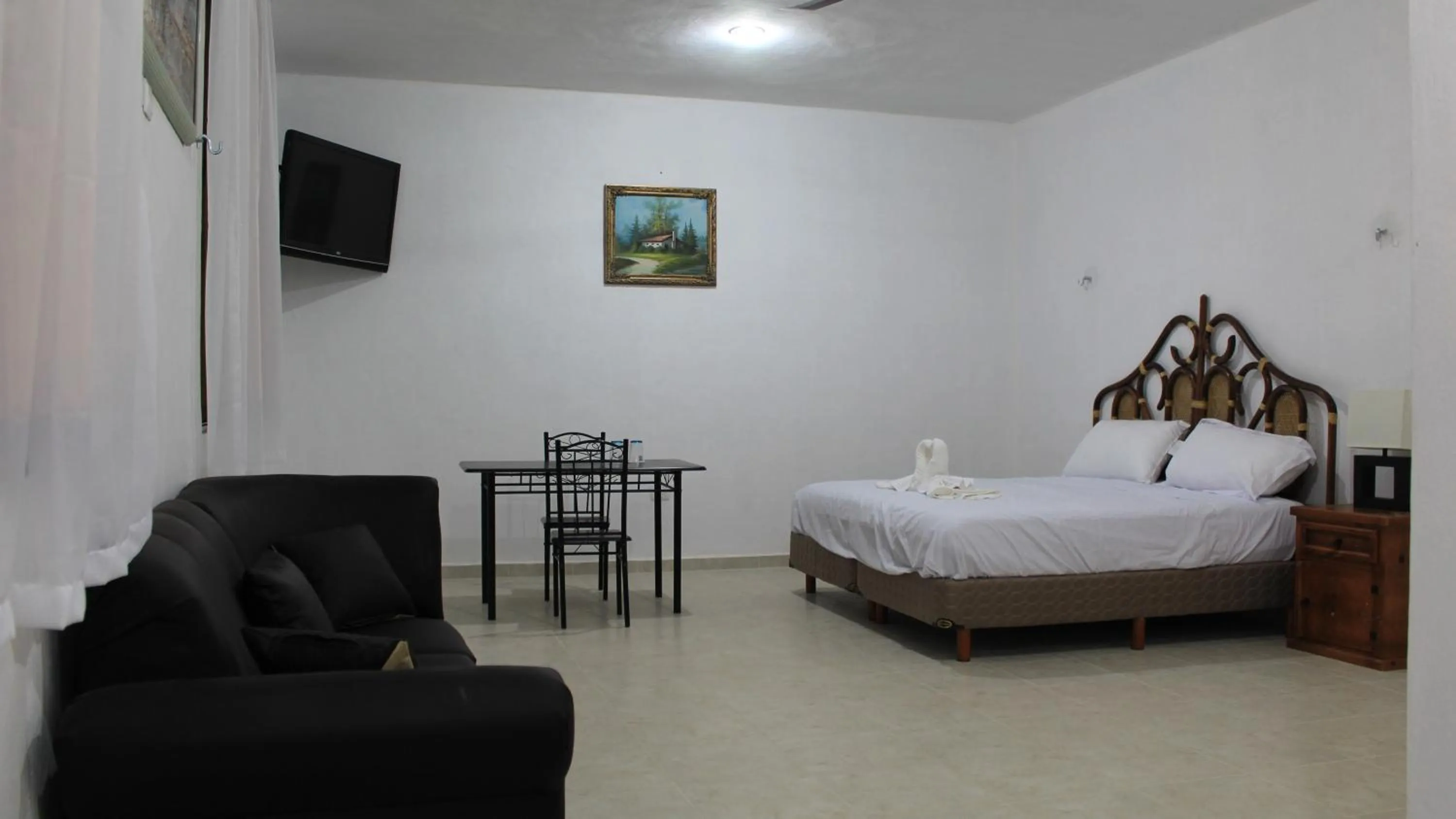 Bedroom, Bed in Hotel Hacienda Margot